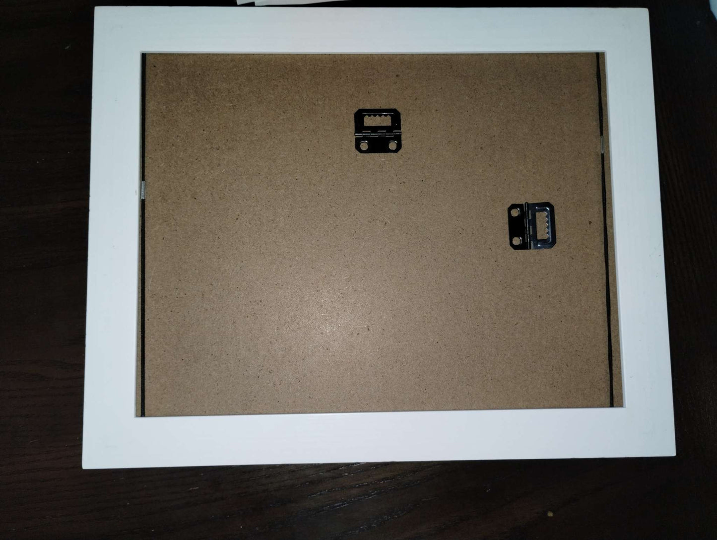 Magnetic picture frame for kids artwork