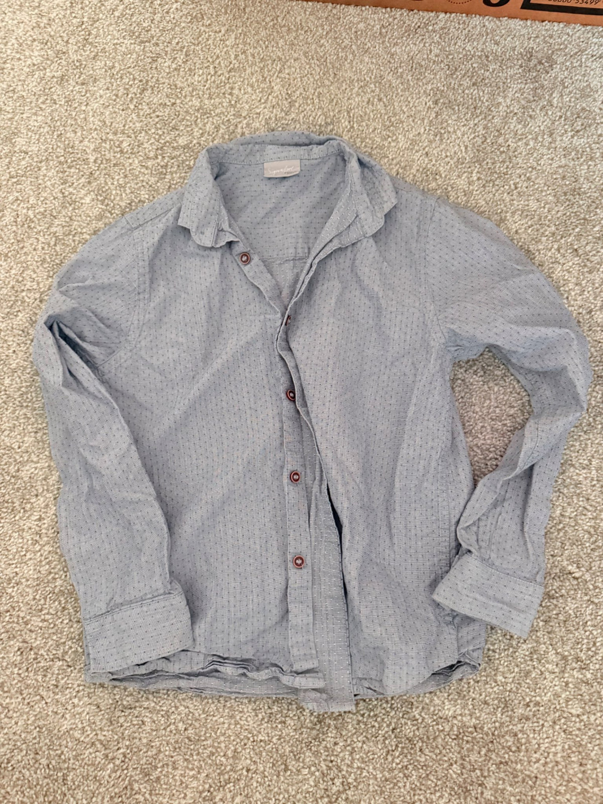 Boys size 9 dress shirt , Kids 8
