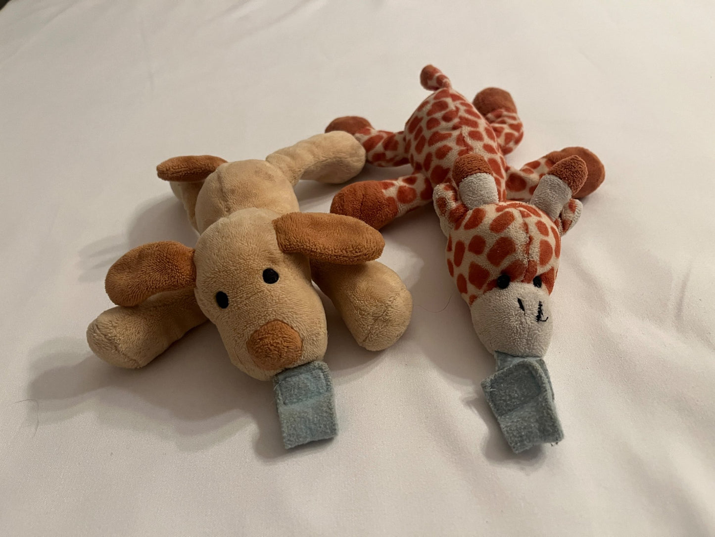 Plush Pacifier Holders – Dog & Giraffe Set