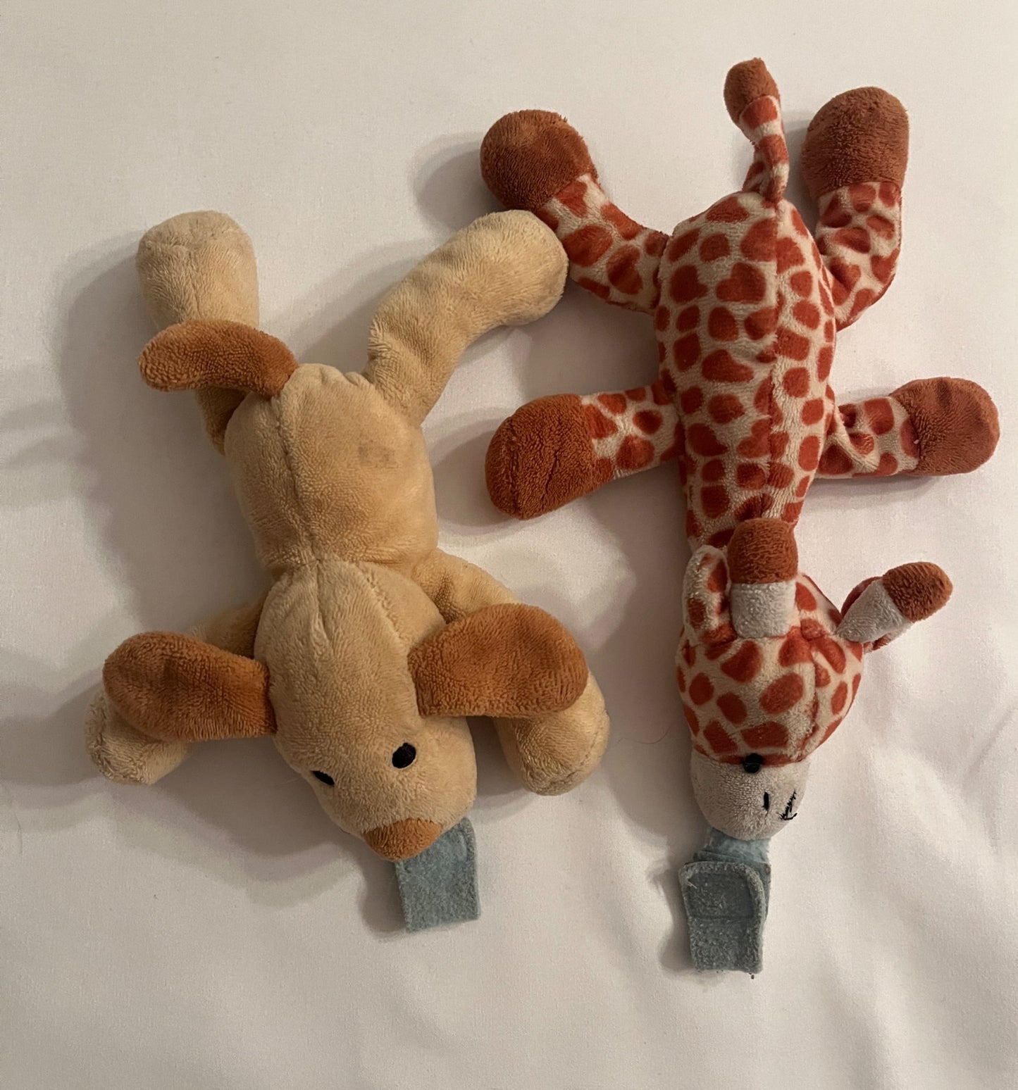 Plush Pacifier Holders – Dog & Giraffe Set