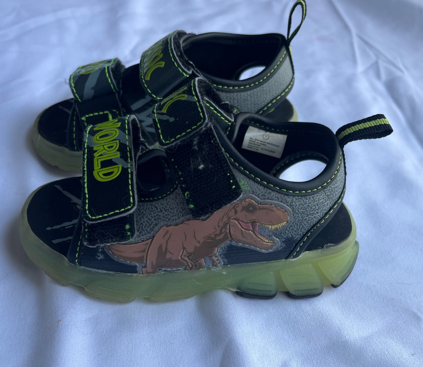 Boys Jurassic World Light-Up Sandals – Size 7, Shoes 7 (Walkers:12-24 mth)