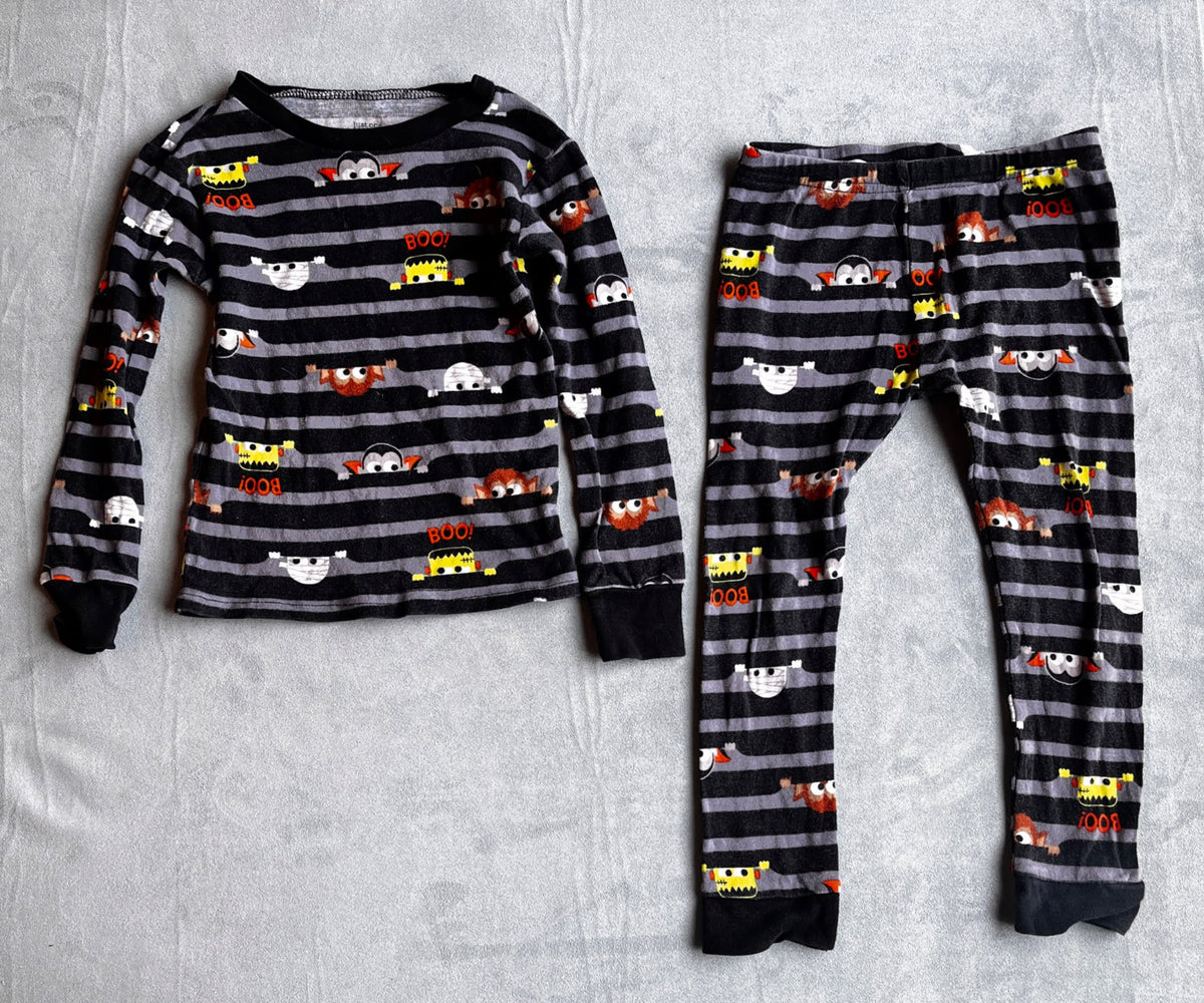 Carter's Halloween pyjamas size 4T, Kids 4/4T