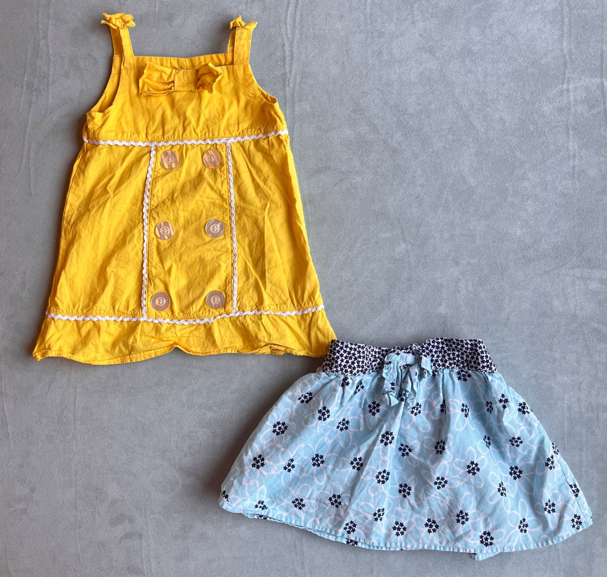 Girls, summer dress and skirt bundle. Size 24M, Kids 24 Month (18-24M)