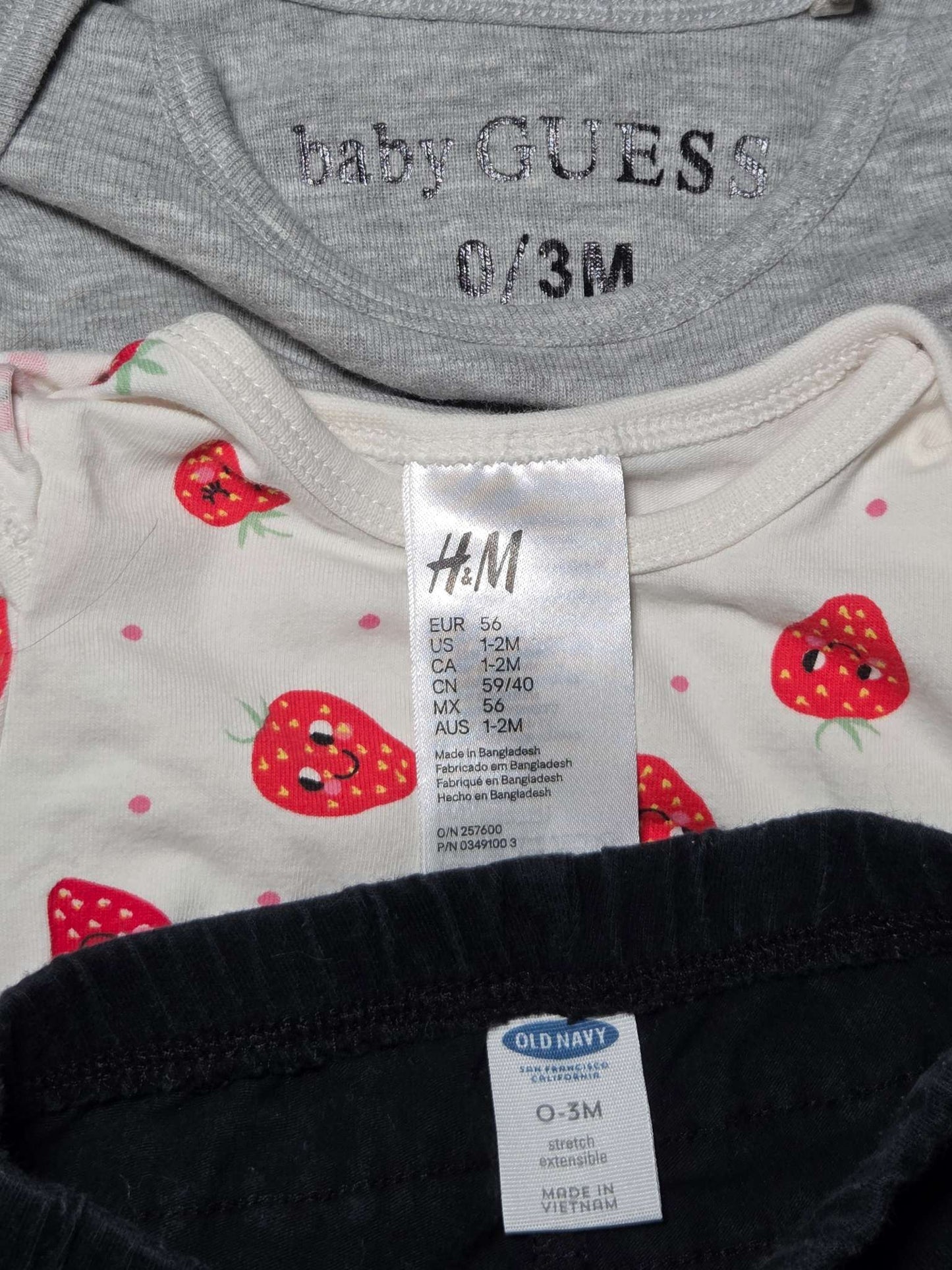 3pc 0-3m bundle Guess, Old Navy & H&M, Kids 3 Month (0-3M)