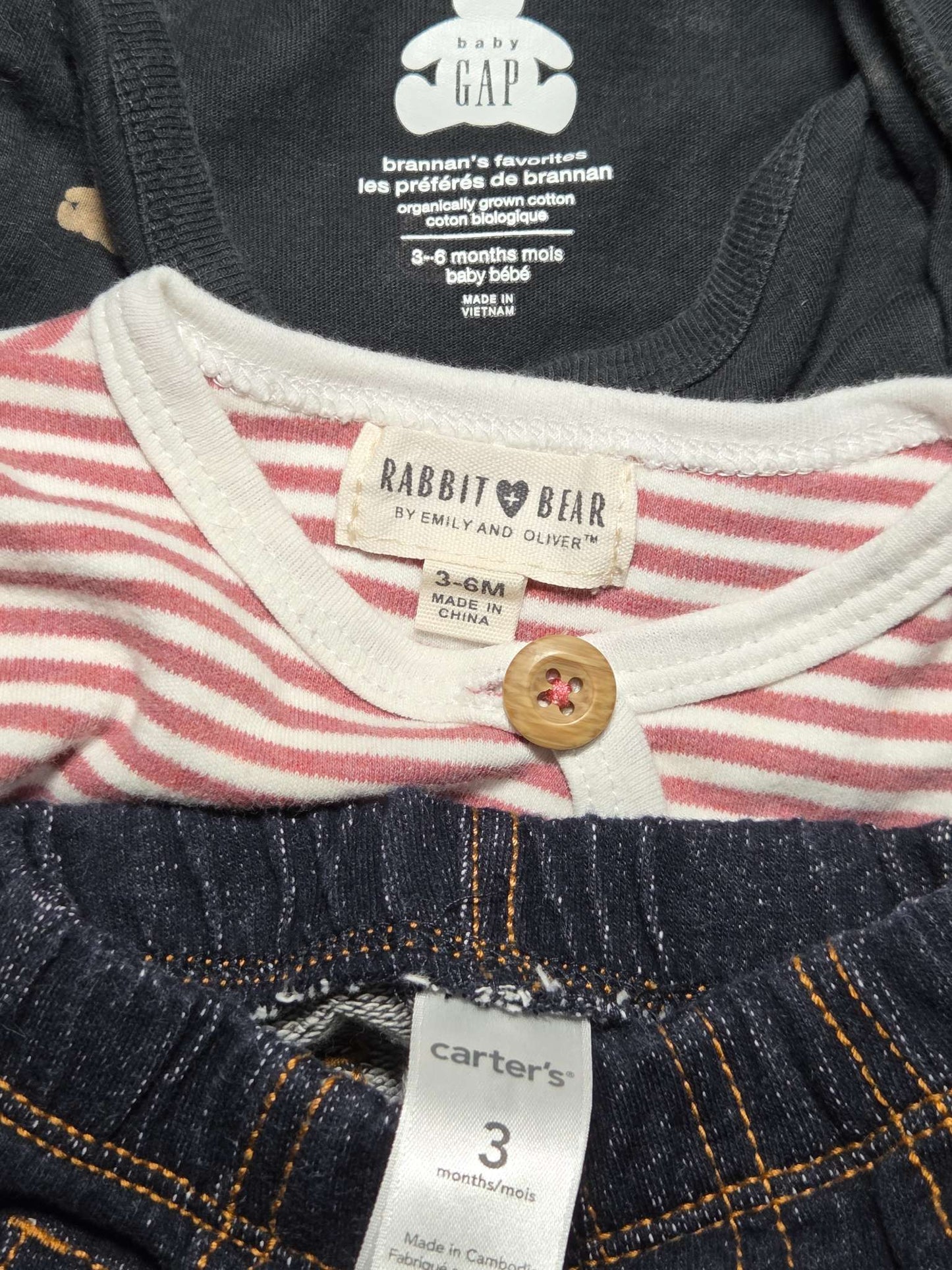 3pc set sz 3-6m GAP, Rabbit & Bear onsies & Carters jean pants, Kids 6 Month (3-6M)