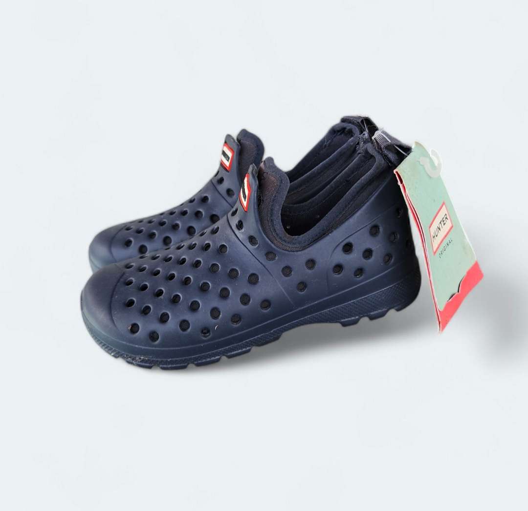Hunter 11US/12UK navy water shoes nwt