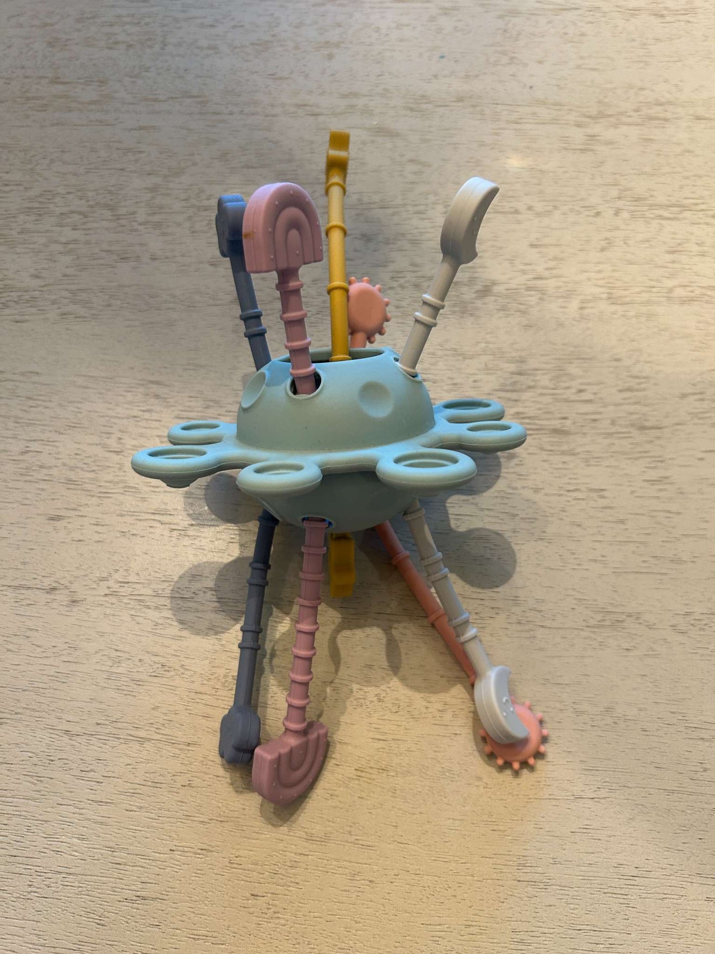 Sensory pull string silicone toy for babies