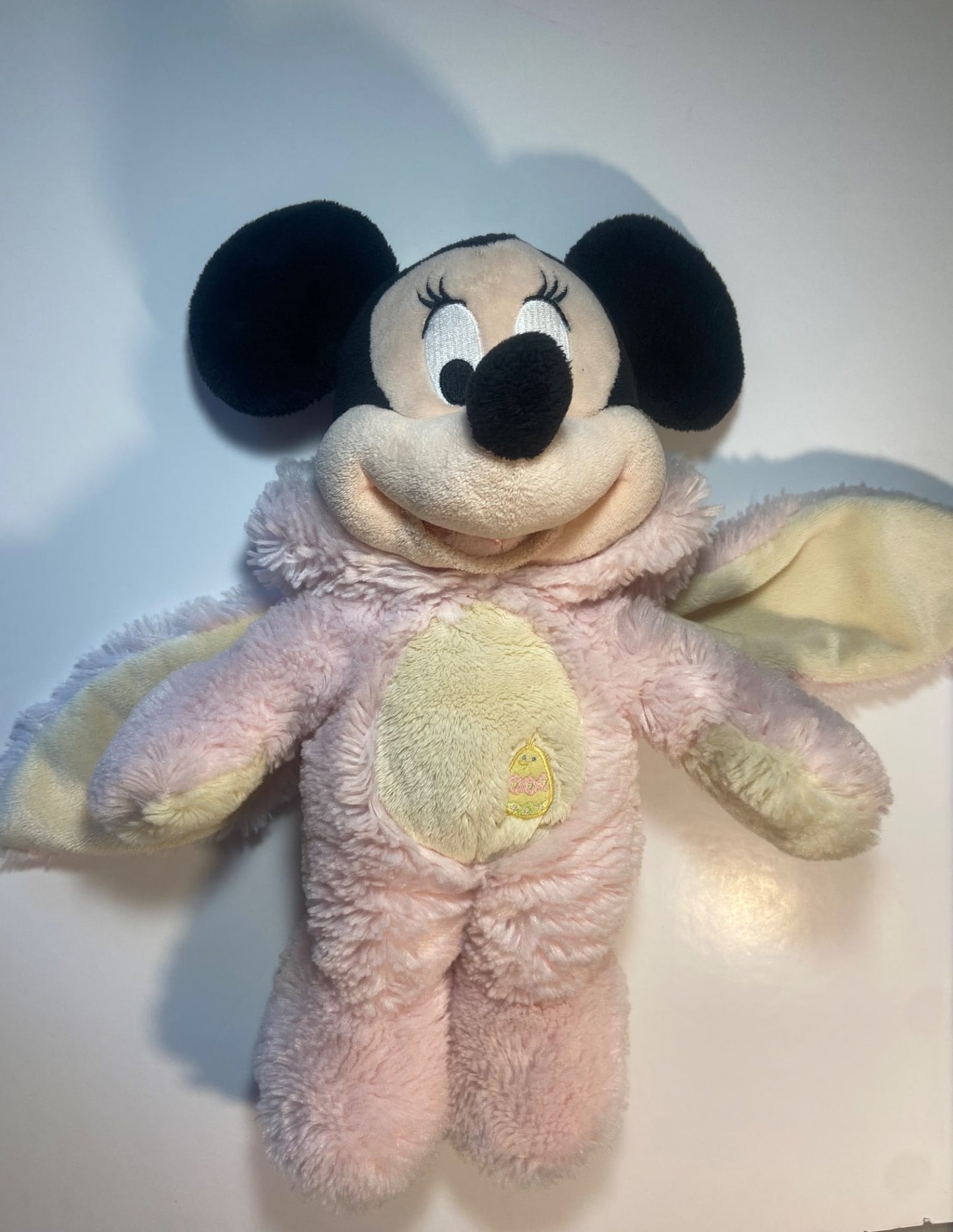 2016 Authentic Disney Exclusive Minnie Mouse Stuffed Animal - 16inch