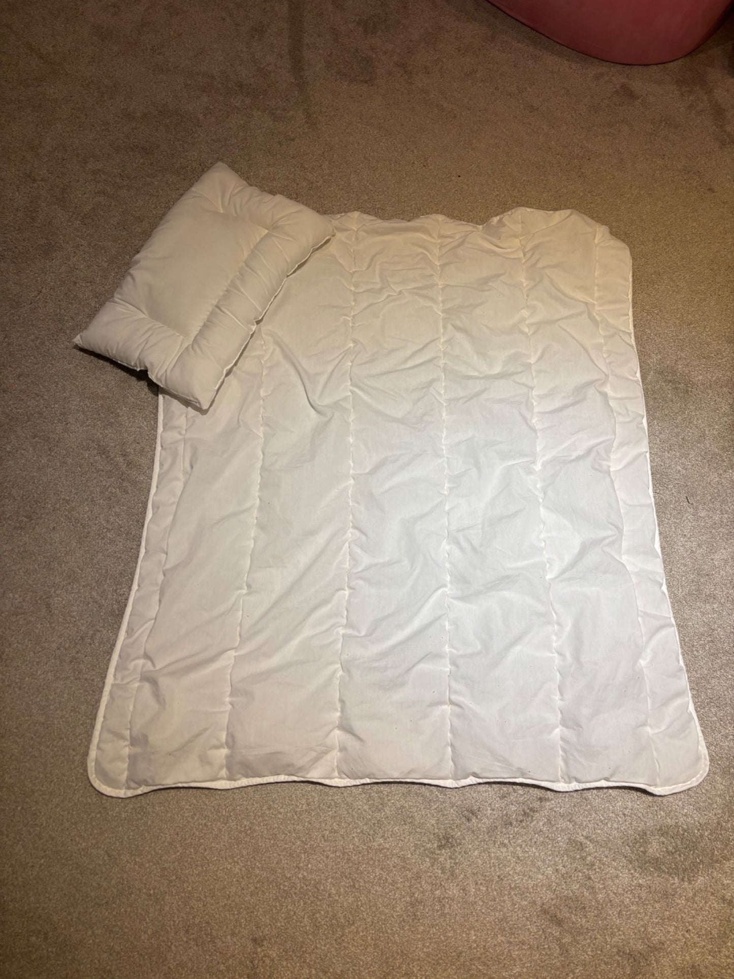 Toddler bed duvet and pillow