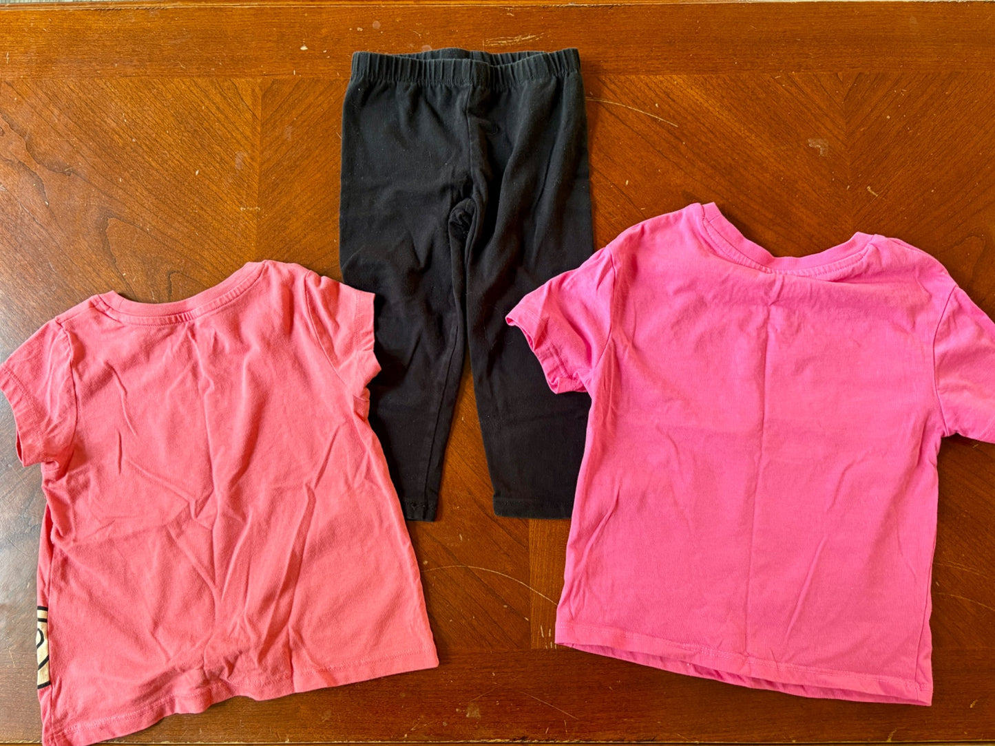 3 pcs Minnie Mouse Outfit Bundle (Retails $22), Kids 4/4T