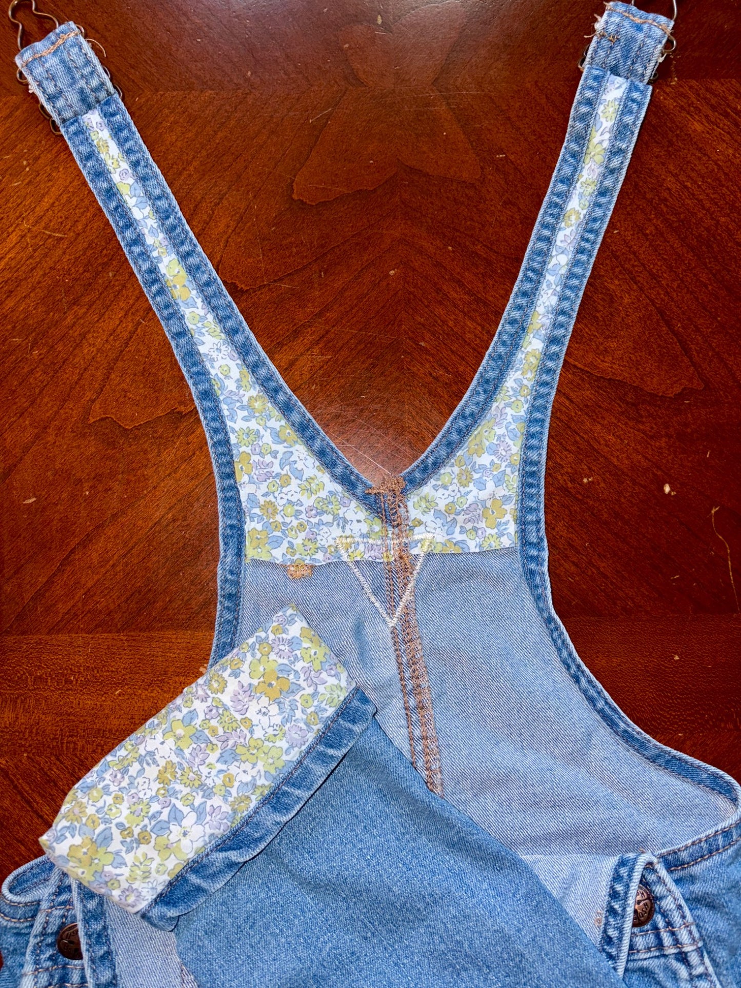 Girls Matching Overalls and Top Outfit (Retails $36), Kids 4/4T