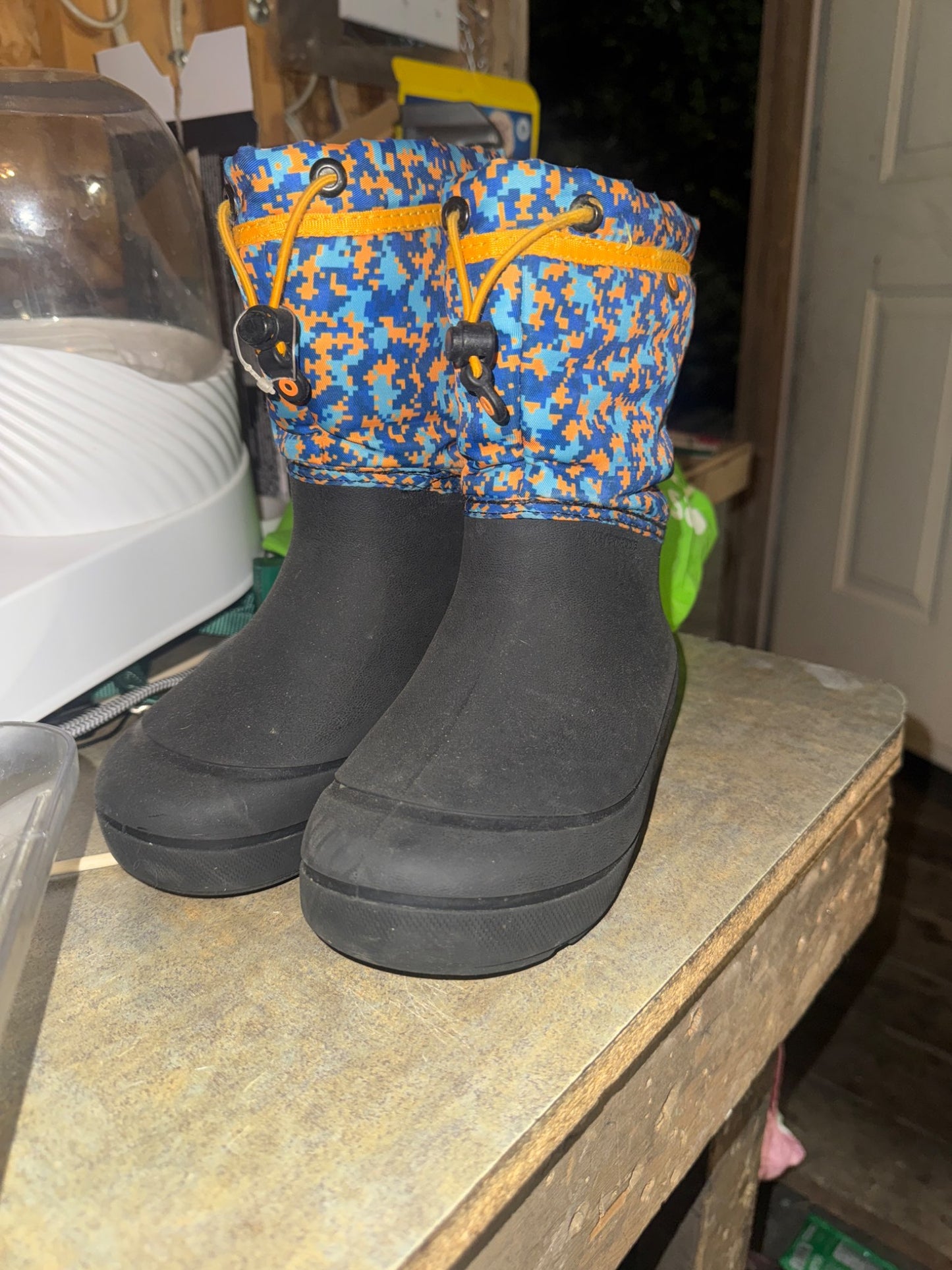 Boys size 2 BOGS winter boots