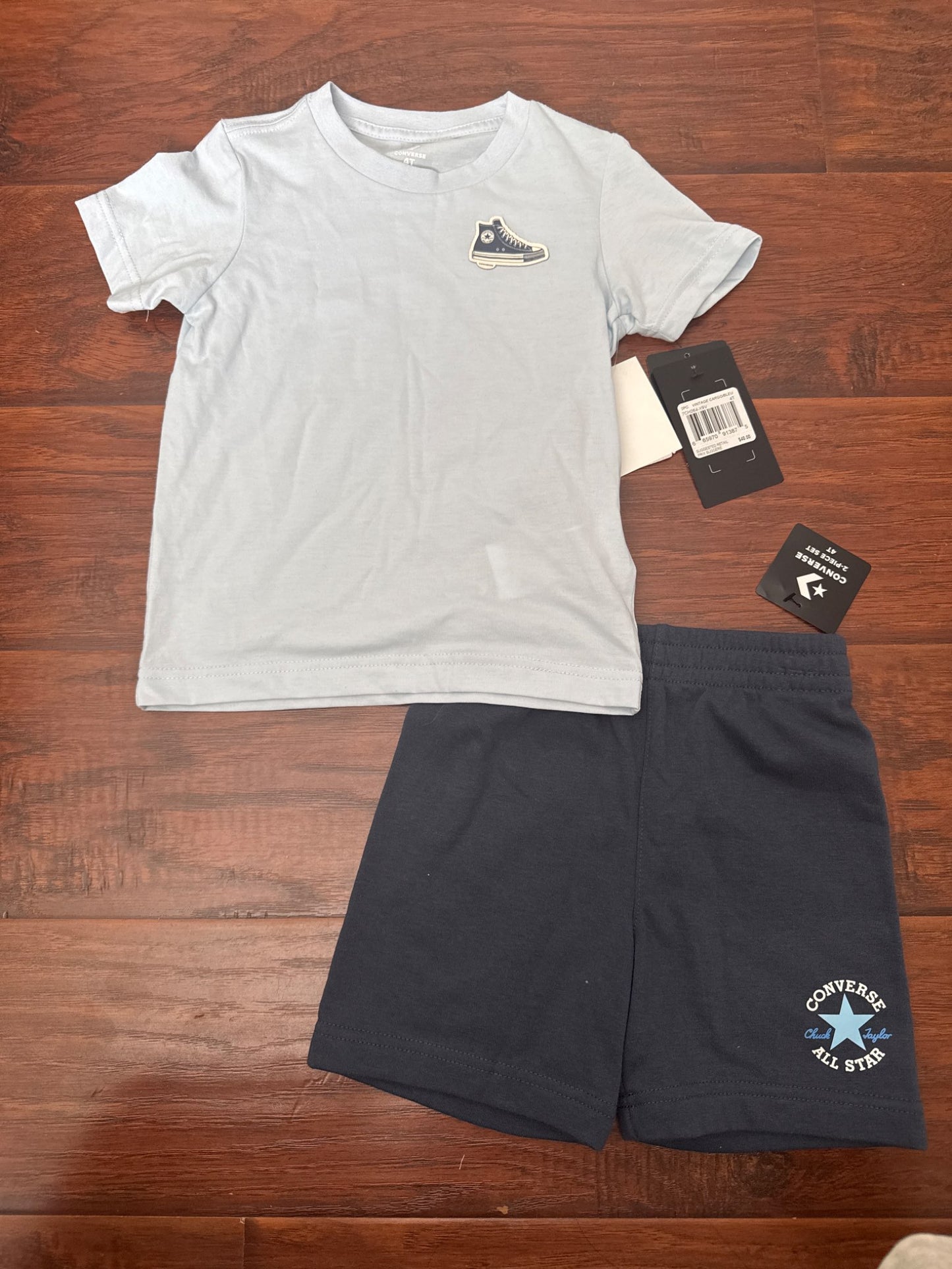 Converse short set 2 piece 4t, Kids 4/4T