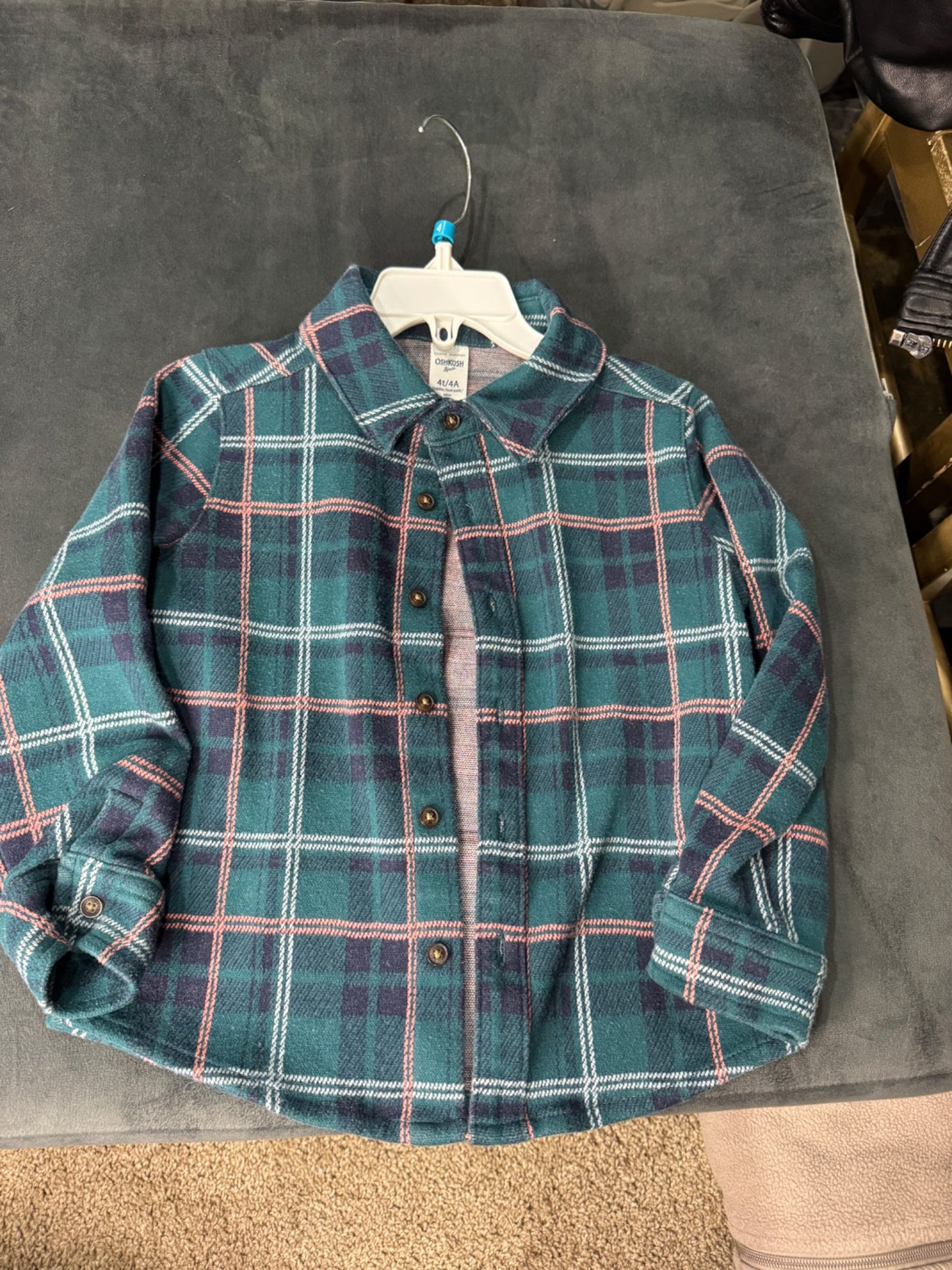 Carters size 4 button up , Kids 4/4T