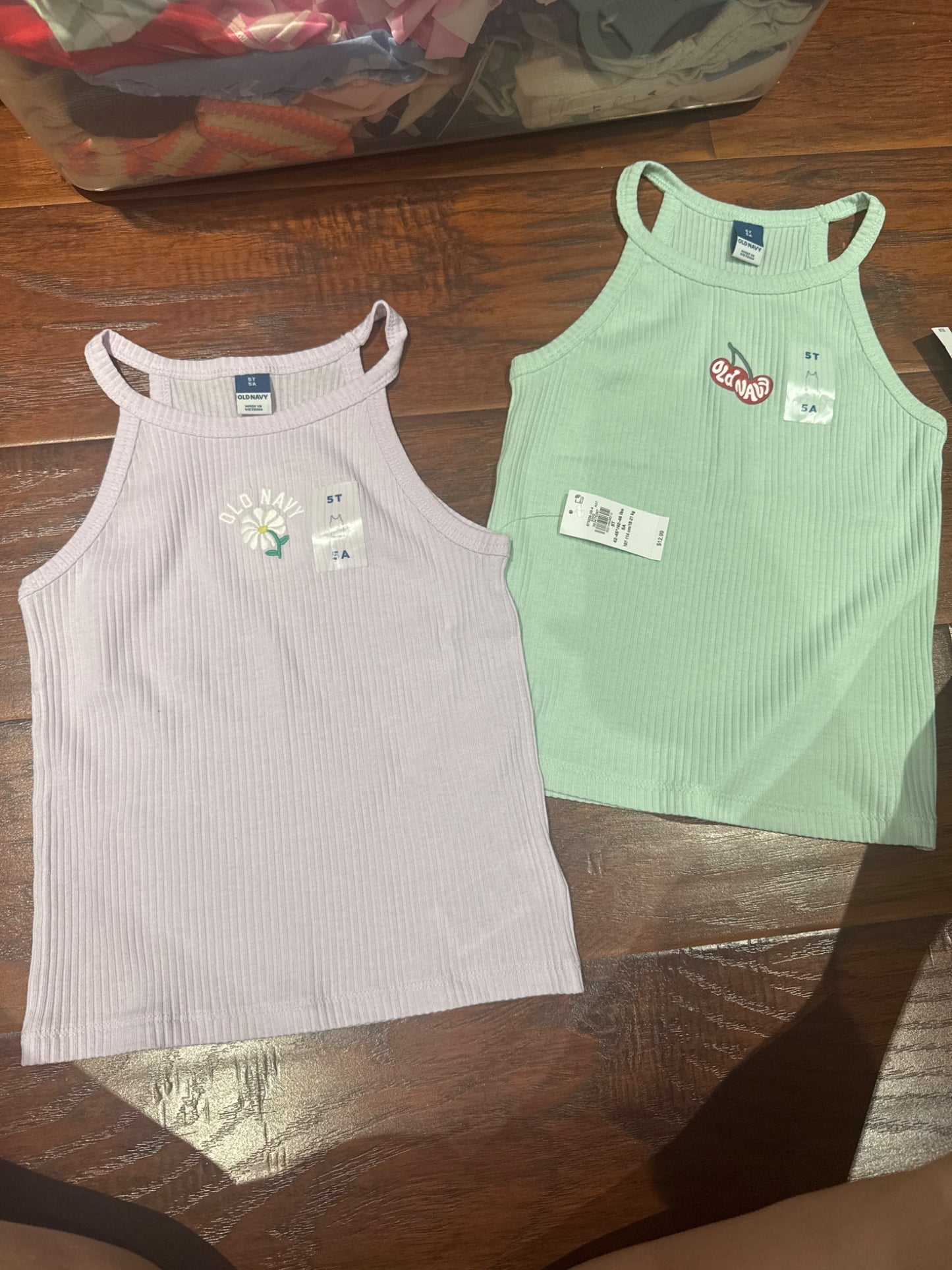 Size 5 old navy tank tops NWT, Kids 5/5T