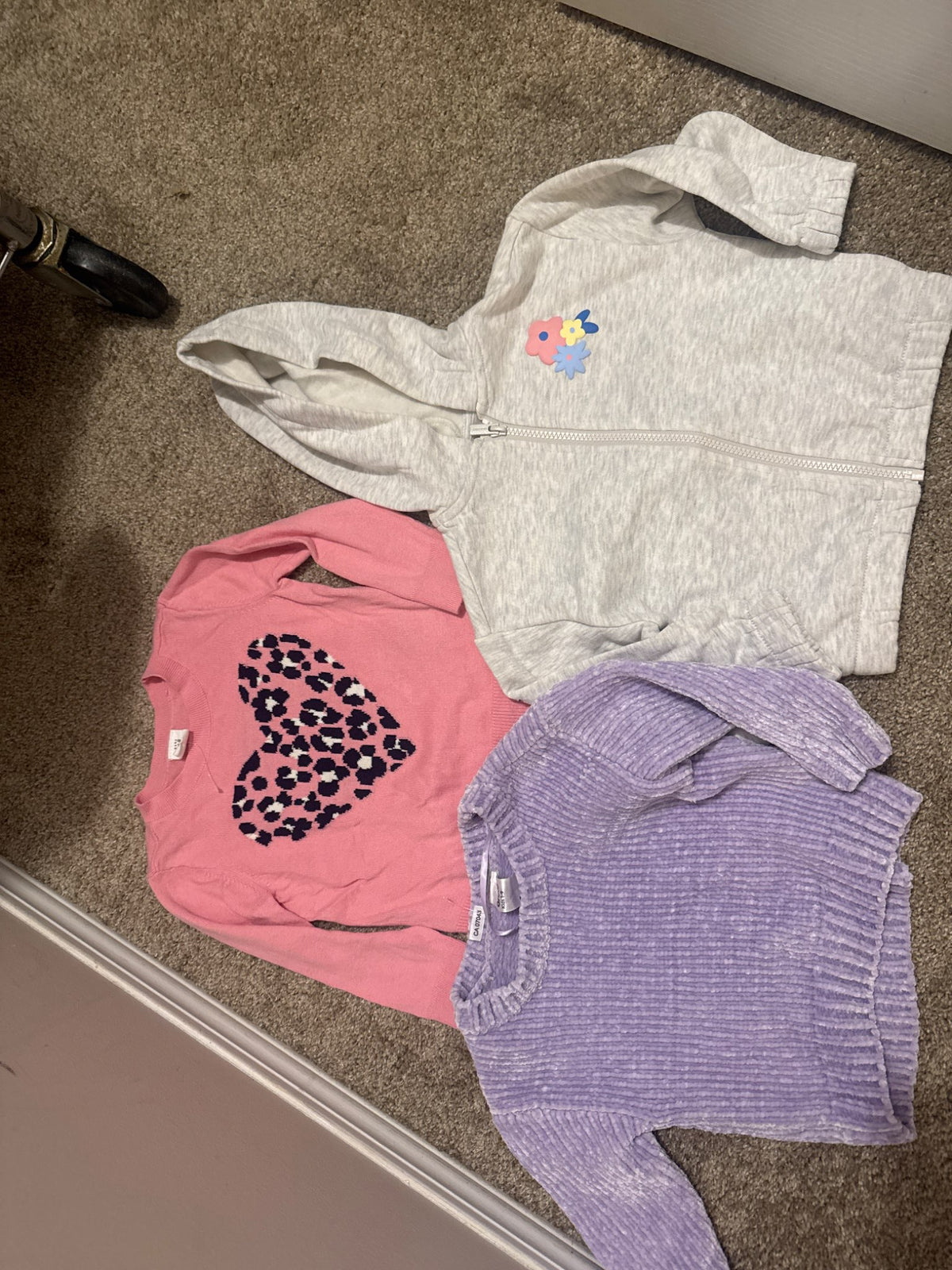 Mixed size 2 sweater lot NWT , Kids 2T