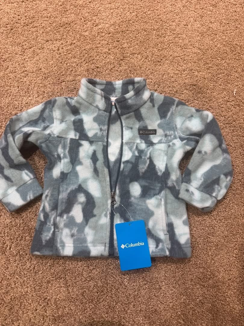Size 2 boys Columbia sweater fleece , Kids 2T
