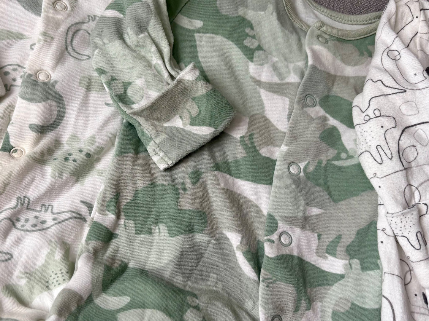 3 x pyjamas 0 - 3 months , Kids 3 Month (0-3M)