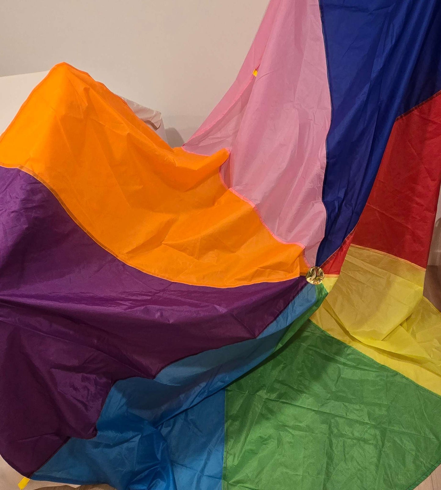 Large play parachute