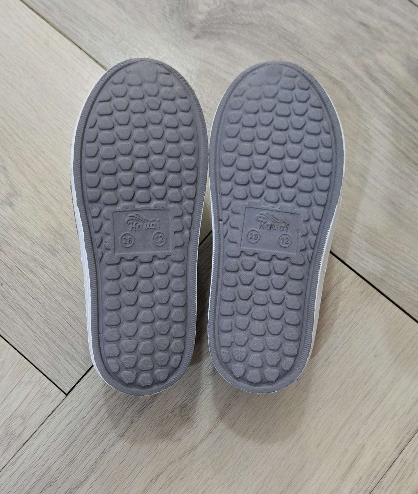 'Native' knockoffs - size 12, Shoes 12 (Toddler:2-4yr)
