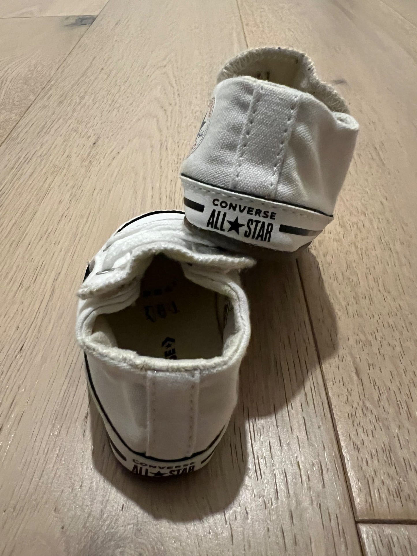 Baby Converse Crib shoes, Shoes 2 (Baby: 0-12 mth)