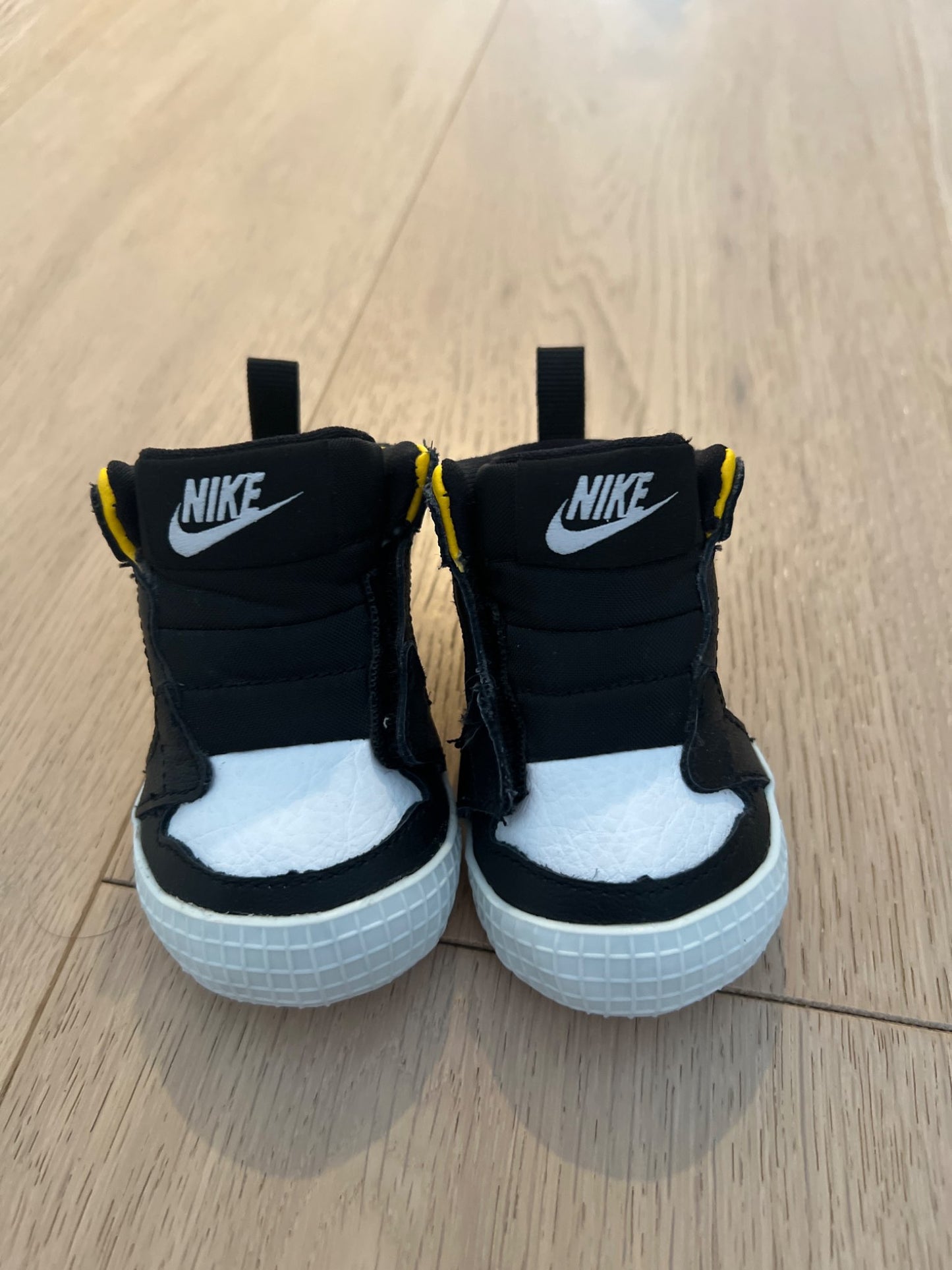 2C Nike Jordans Crib Shoe , Shoes 2 (Baby: 0-12 mth)