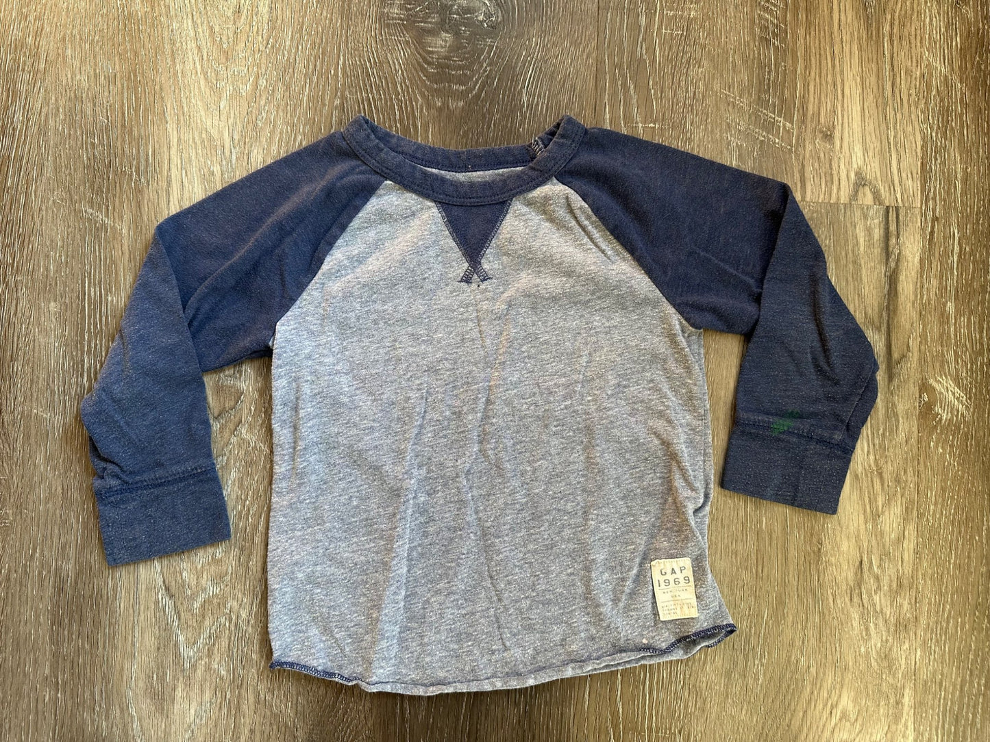 3 long sleeve shirts, 4T, VGUC (see notes), Kids 4/4T