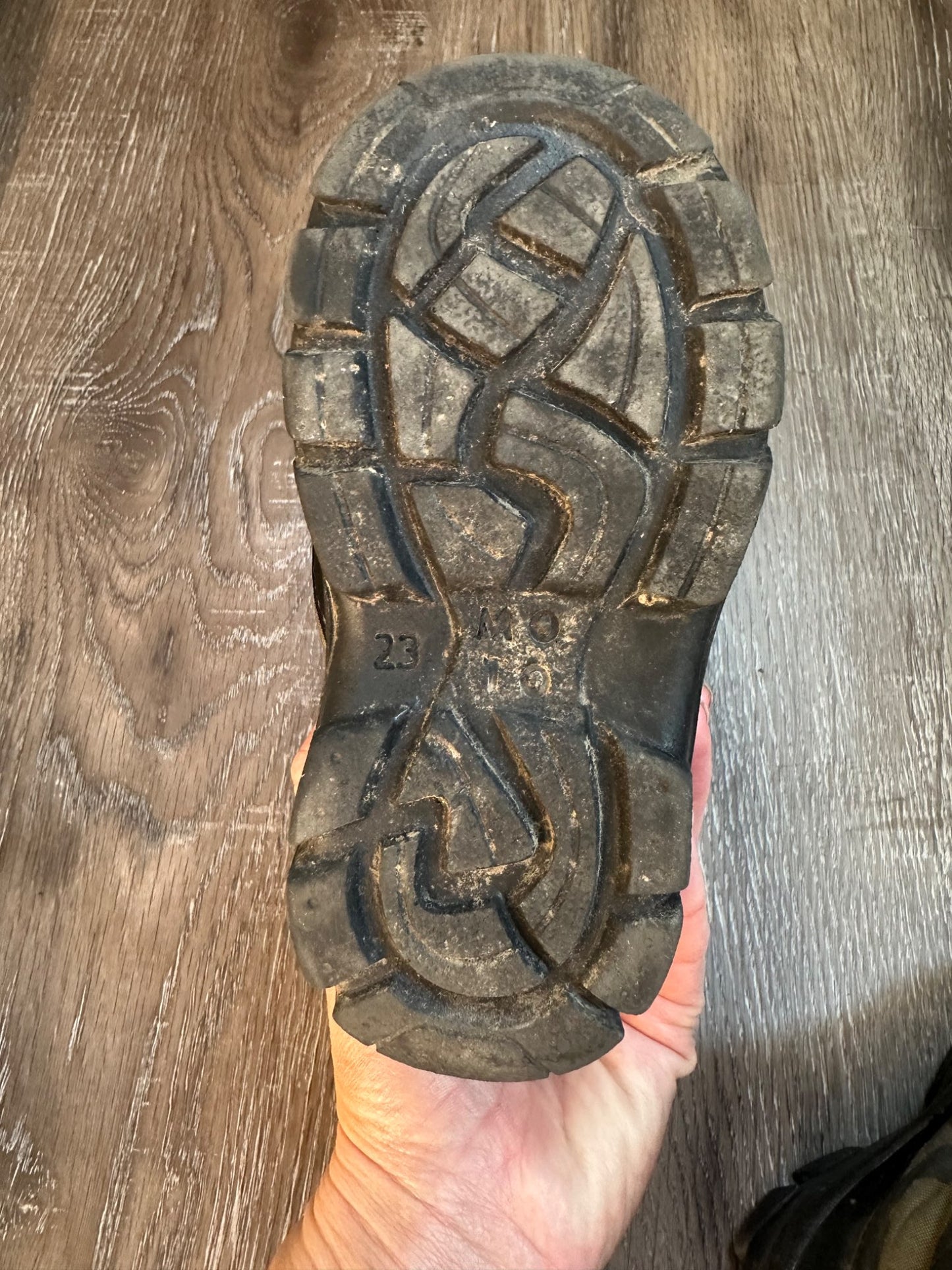 Ciciban winter boots , Size 7 (eu23), lightweight, Velcro straps, VGUC , Shoes 7 (Walkers:12-24 mth)