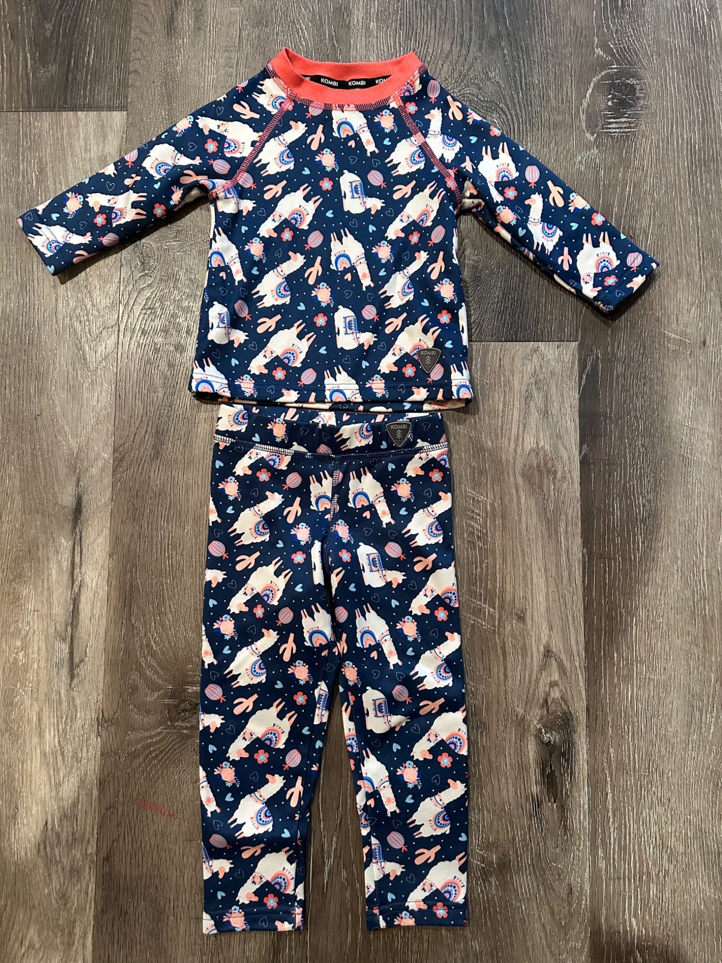 Kombi Thermal layers, size S ( approx 2T), EUC, Kids 2T