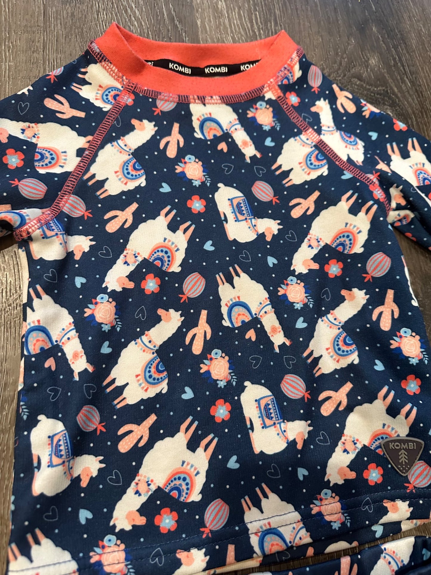 Kombi Thermal layers, size S ( approx 2T), EUC, Kids 2T