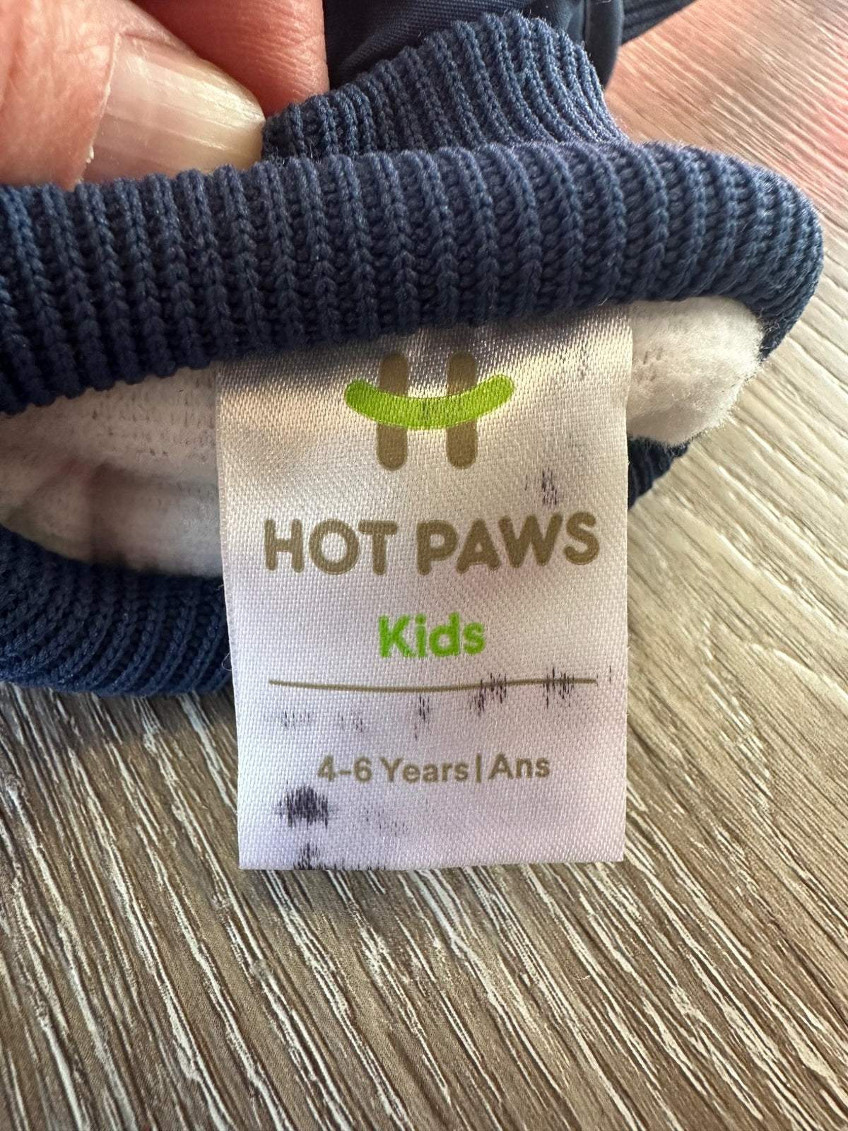 Hot Paws winter gloves, size 4-6, EUC
