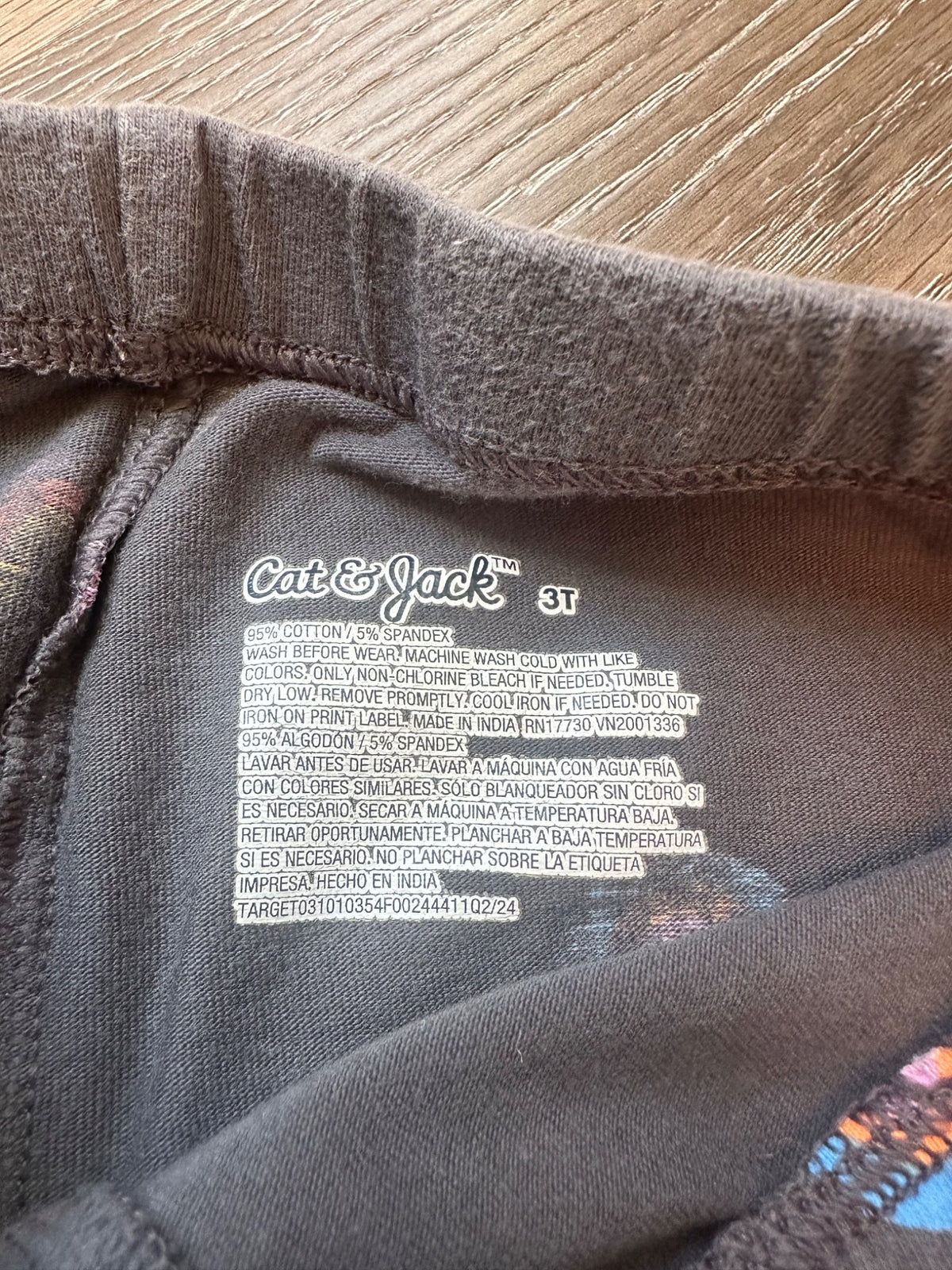Cat & Jack rainbow outfit, Size 3, EUC, Kids 3T