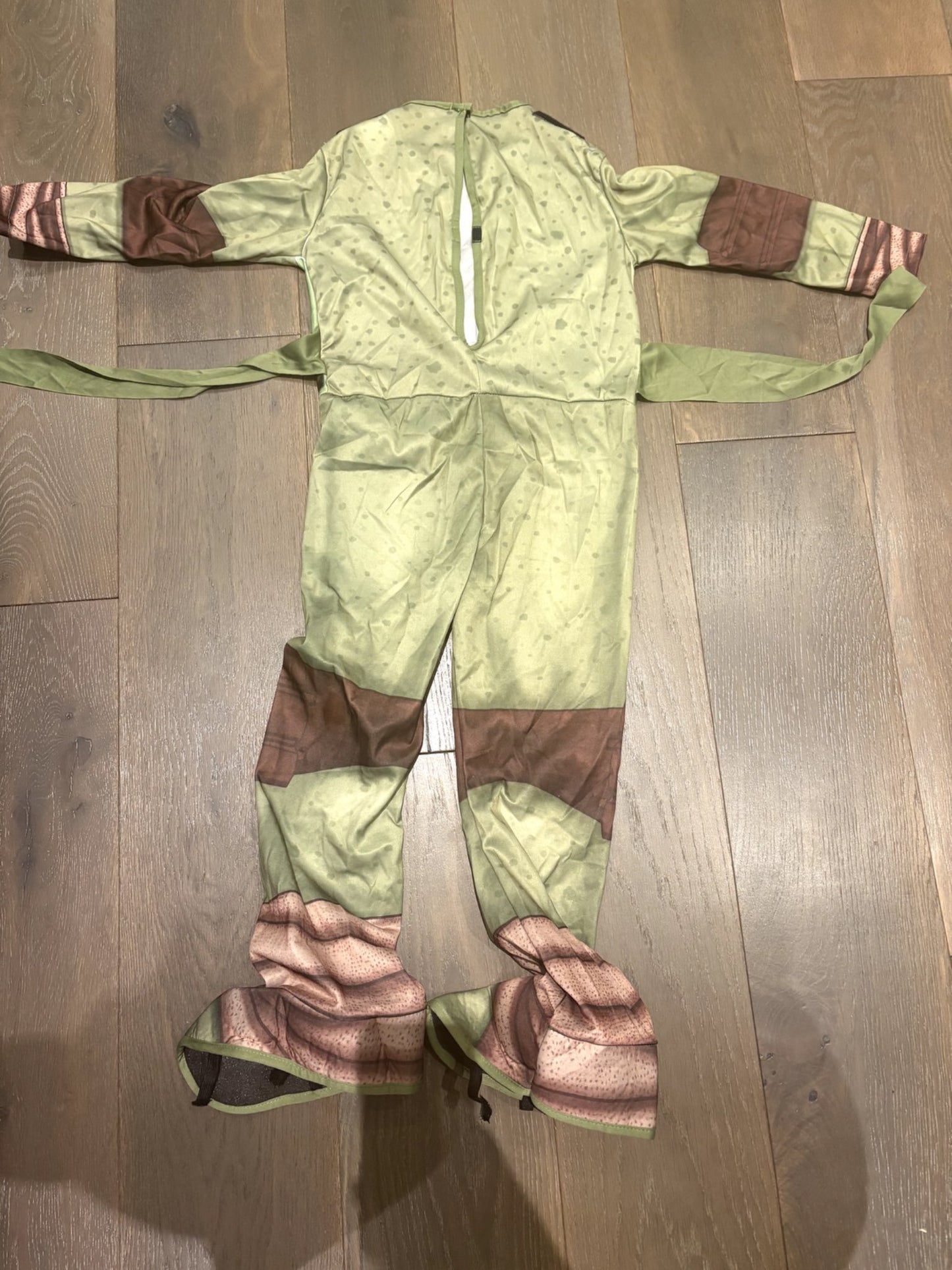 VGUC 2 Piece Teenage Mutant Ninja Turtle Costume Size S, Kids 7 & 8