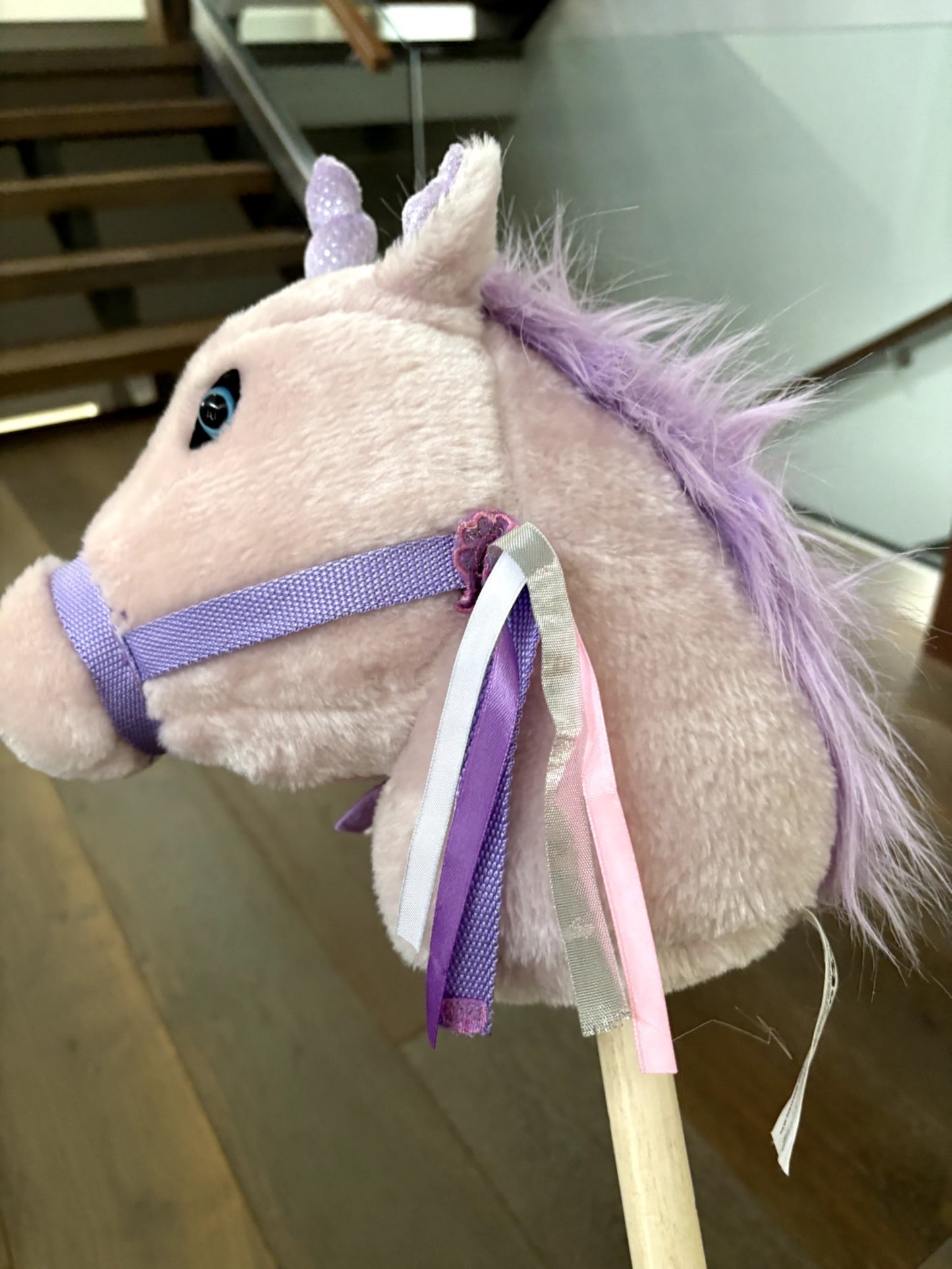 VGUC Toys R Us "Stick Unicorn" Toy