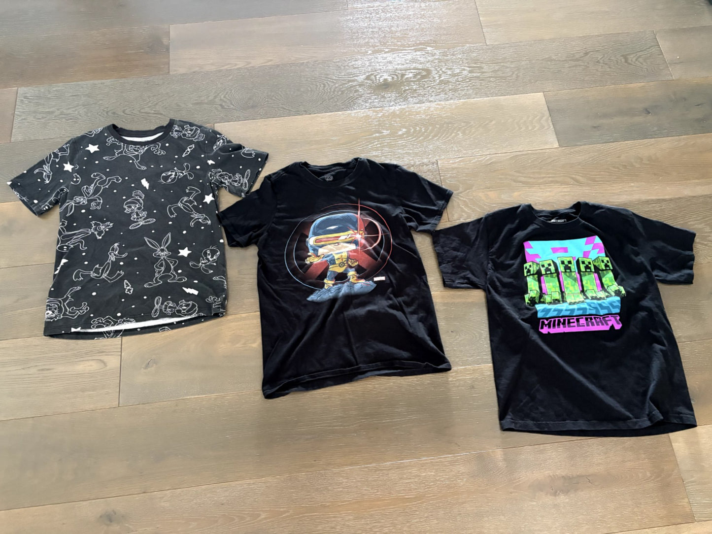 VGUC Bundle of 3 Novelty T-shirts - Size L, Kids 12 & 14 (large)