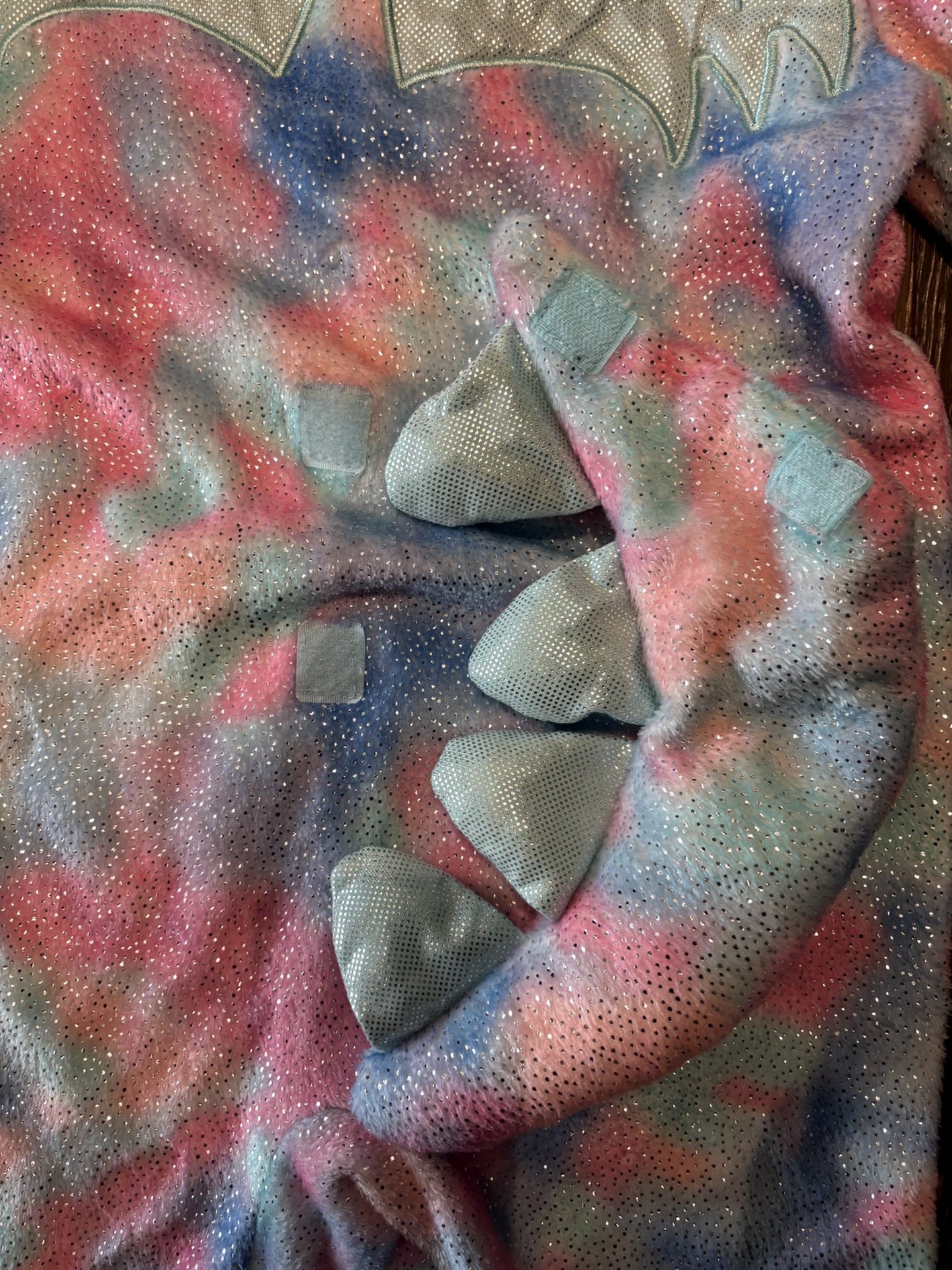 EUC "Justice" Dragon Onesie - Size 6 Pastel Marble coloured with sparkles, Kids 6/6X