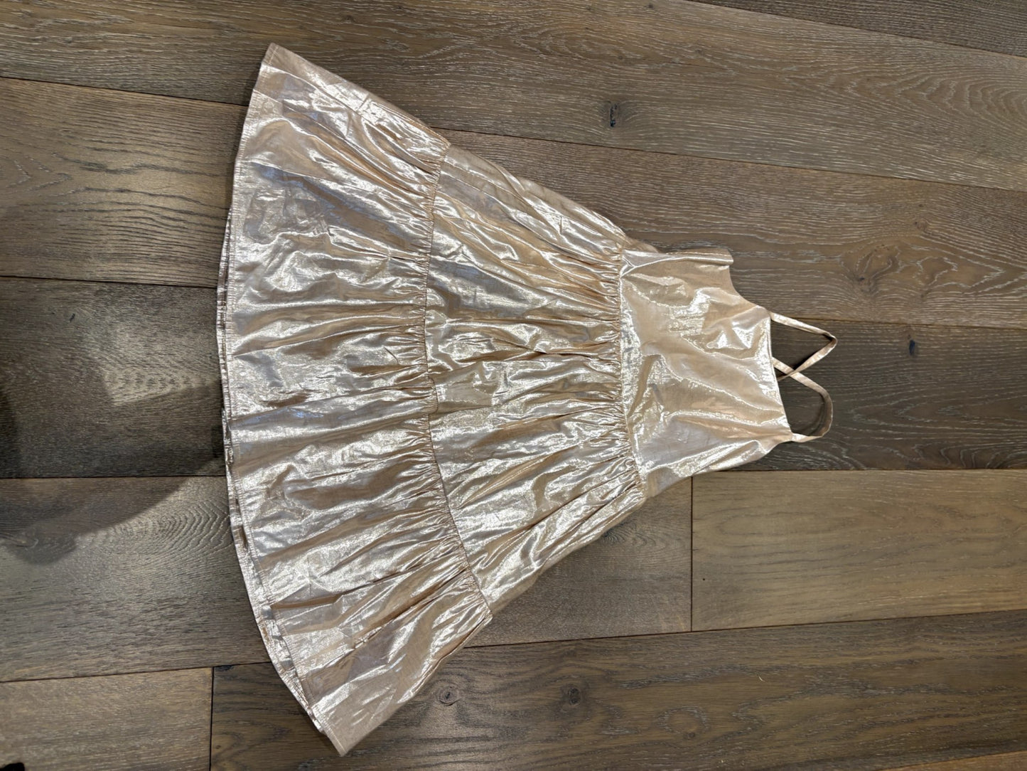 EUC GAP Kids Metallic Tiered Holiday Dress Size 8 (M), Kids 7 & 8 (small)