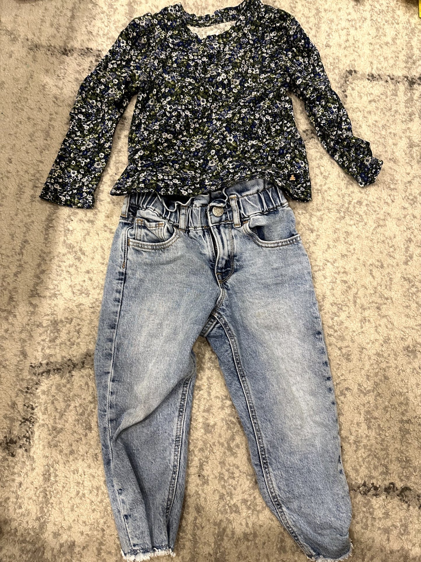 Gap Flower Shirt and Jeans Outfit - 4T, Kids 4/4T