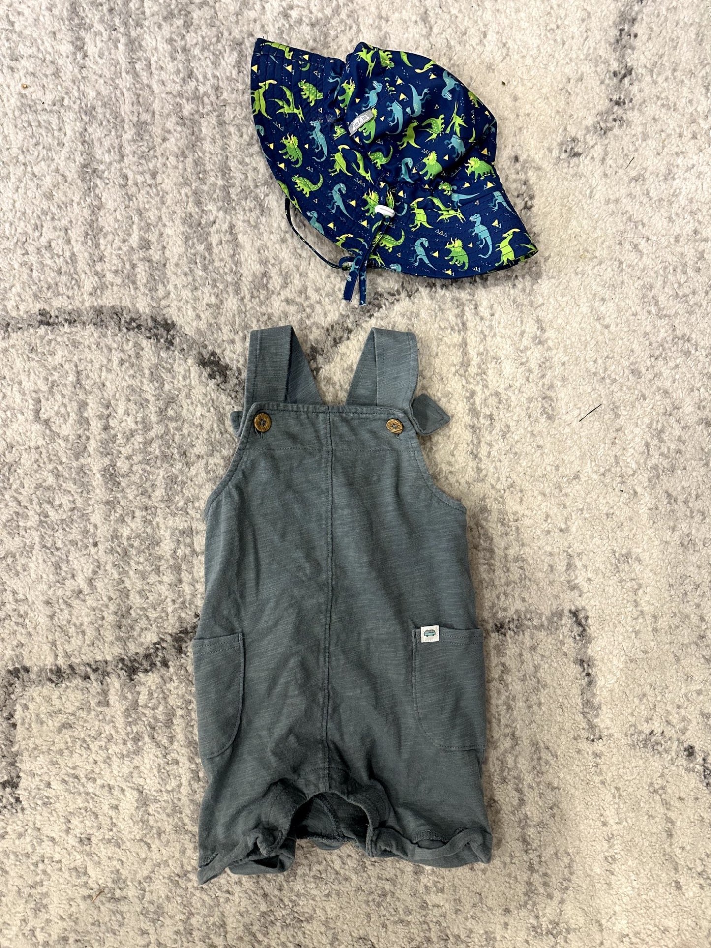 Boys Carters Onesie Shorts (18M) + Jan+Jul Sunhat (6-24M) , Kids 24 Month (18-24M)