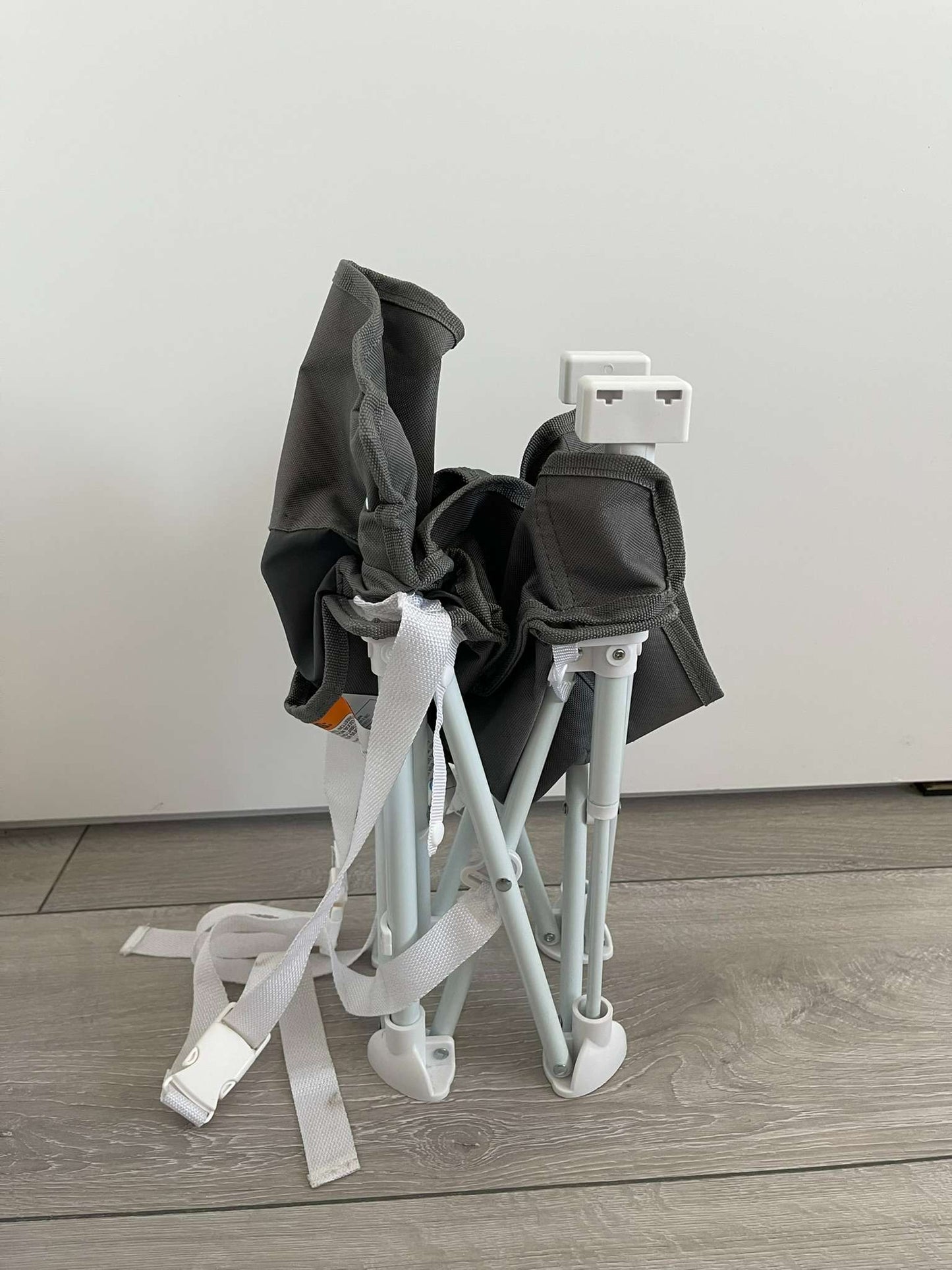 Regalo My Chair 2-In-1 Portable Travel Booster Seat & Activity Chair