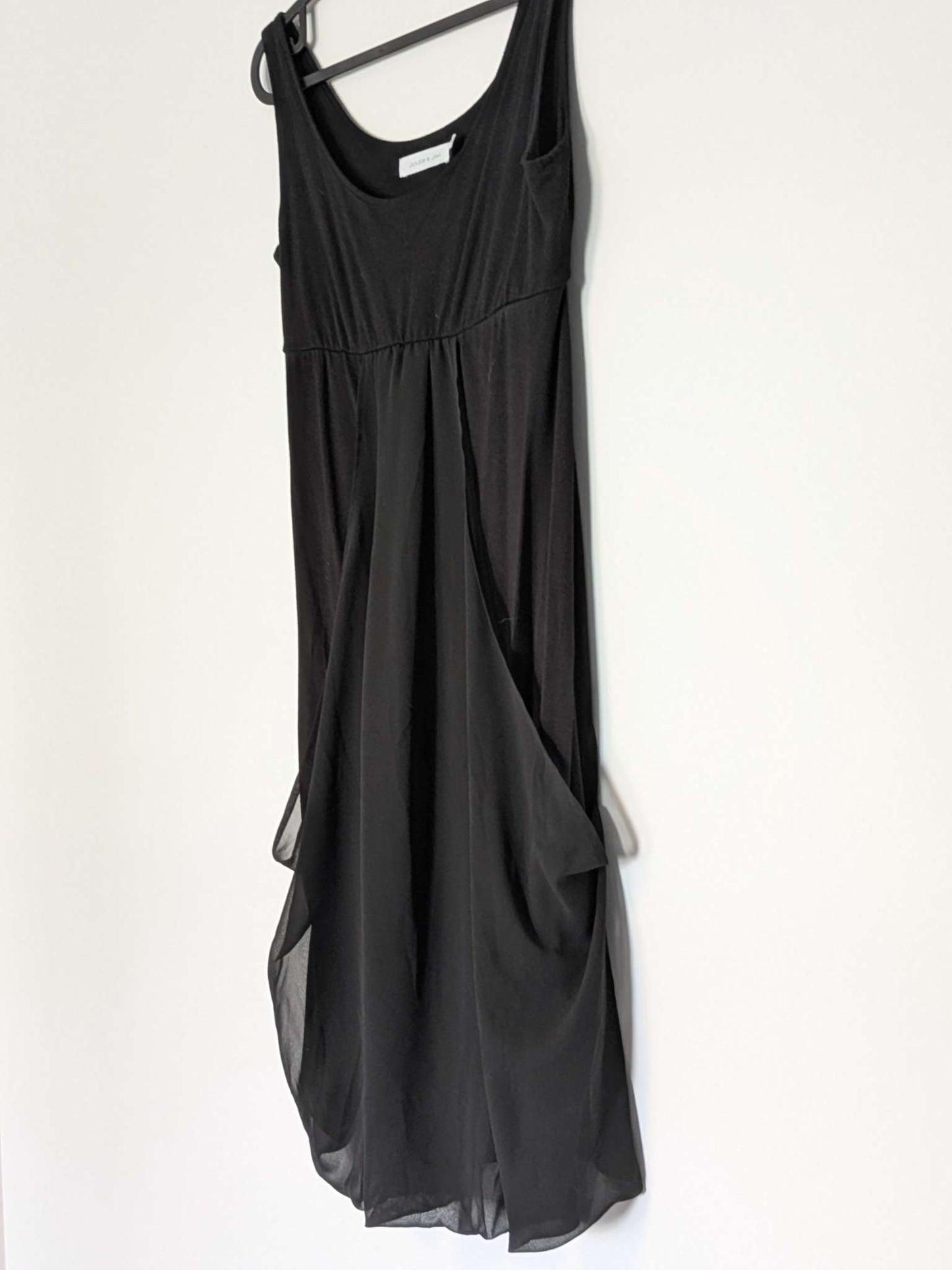 Flattering black maternity dress, Maternity XS (0-2)