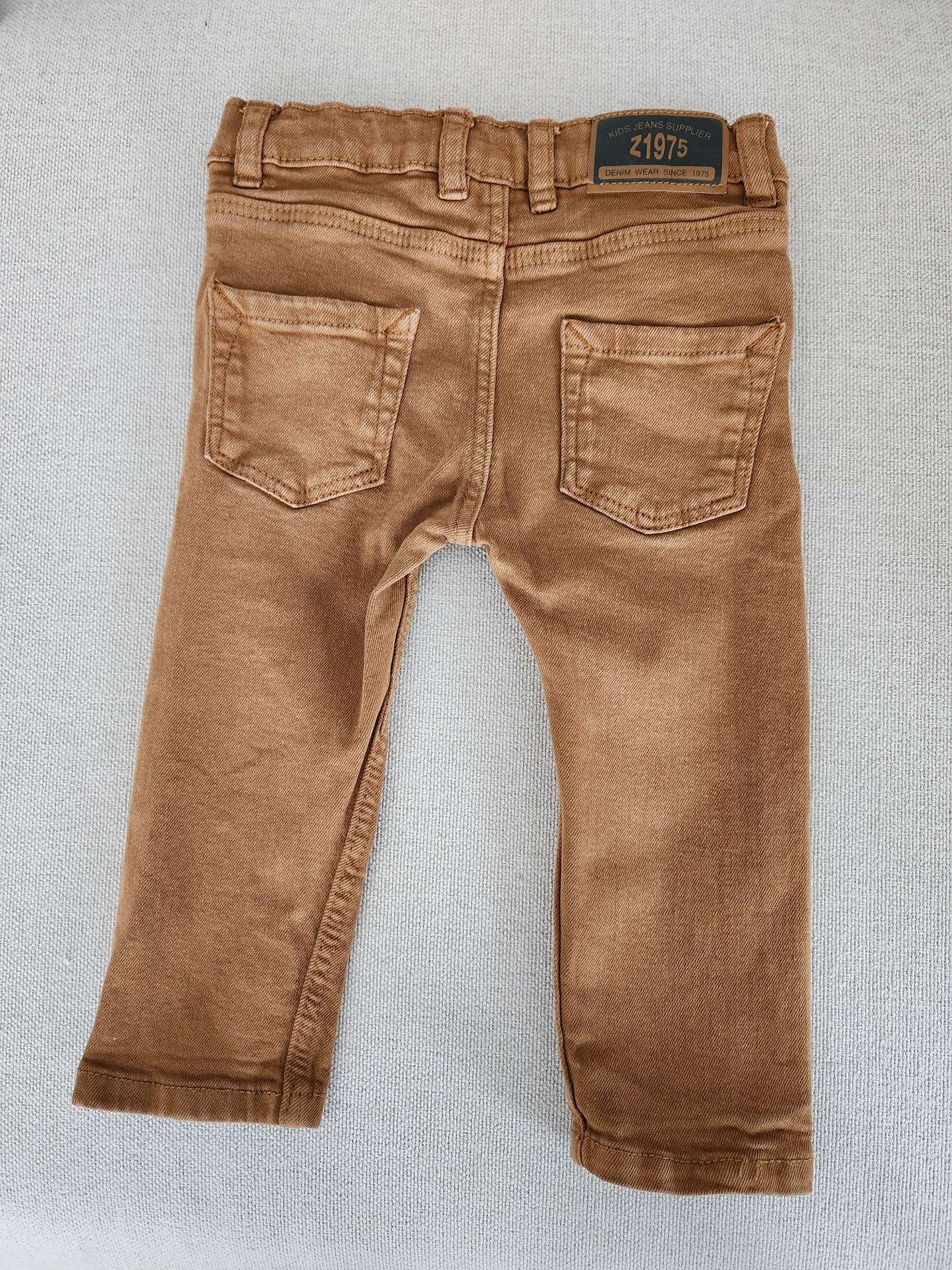 Zara jeans, 12-18M, EUC, Kids 18 Month (12-18M)
