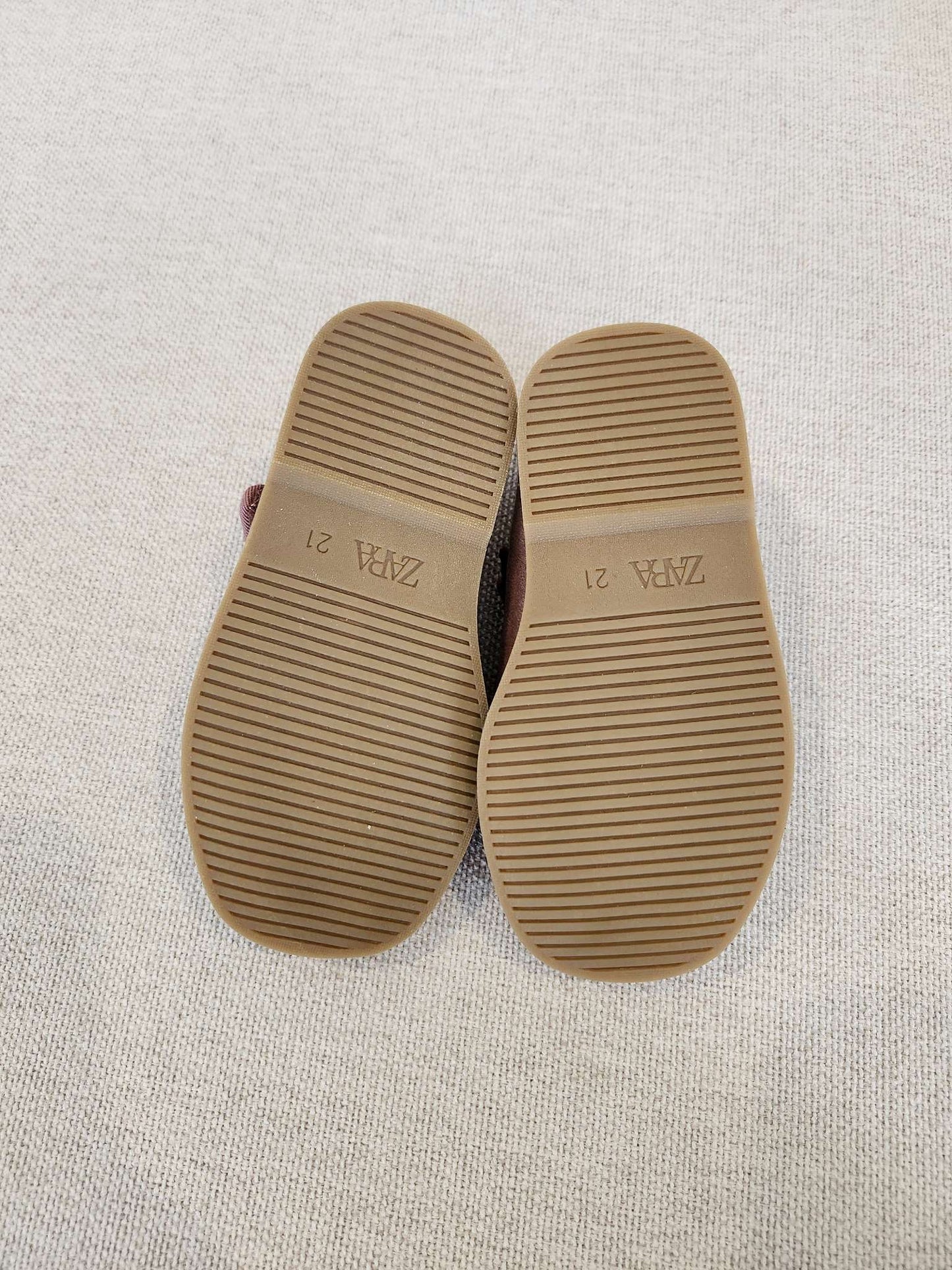 Zara velvet mary jane shoes, EUR 21 (size US 5.5), NWOT, Shoes 5.5 (Walkers:12-24 mth)