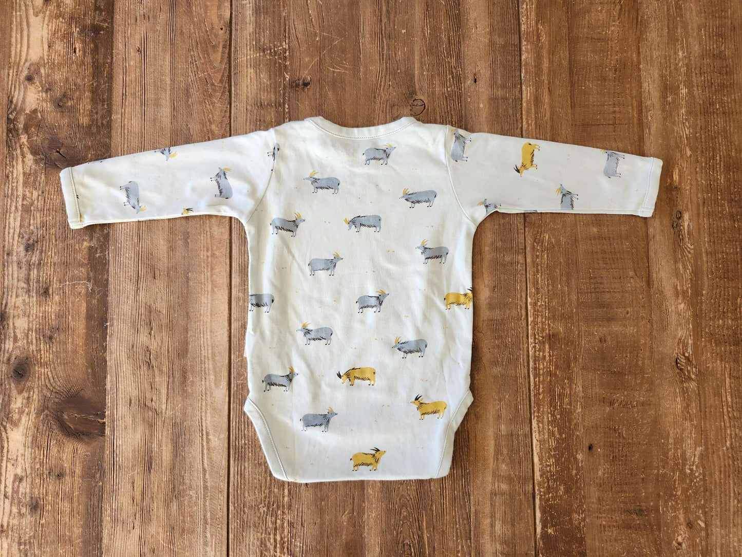 Red Caribou, organic goat onesie, 12-18M, like new, Kids 18 Month (12-18M)