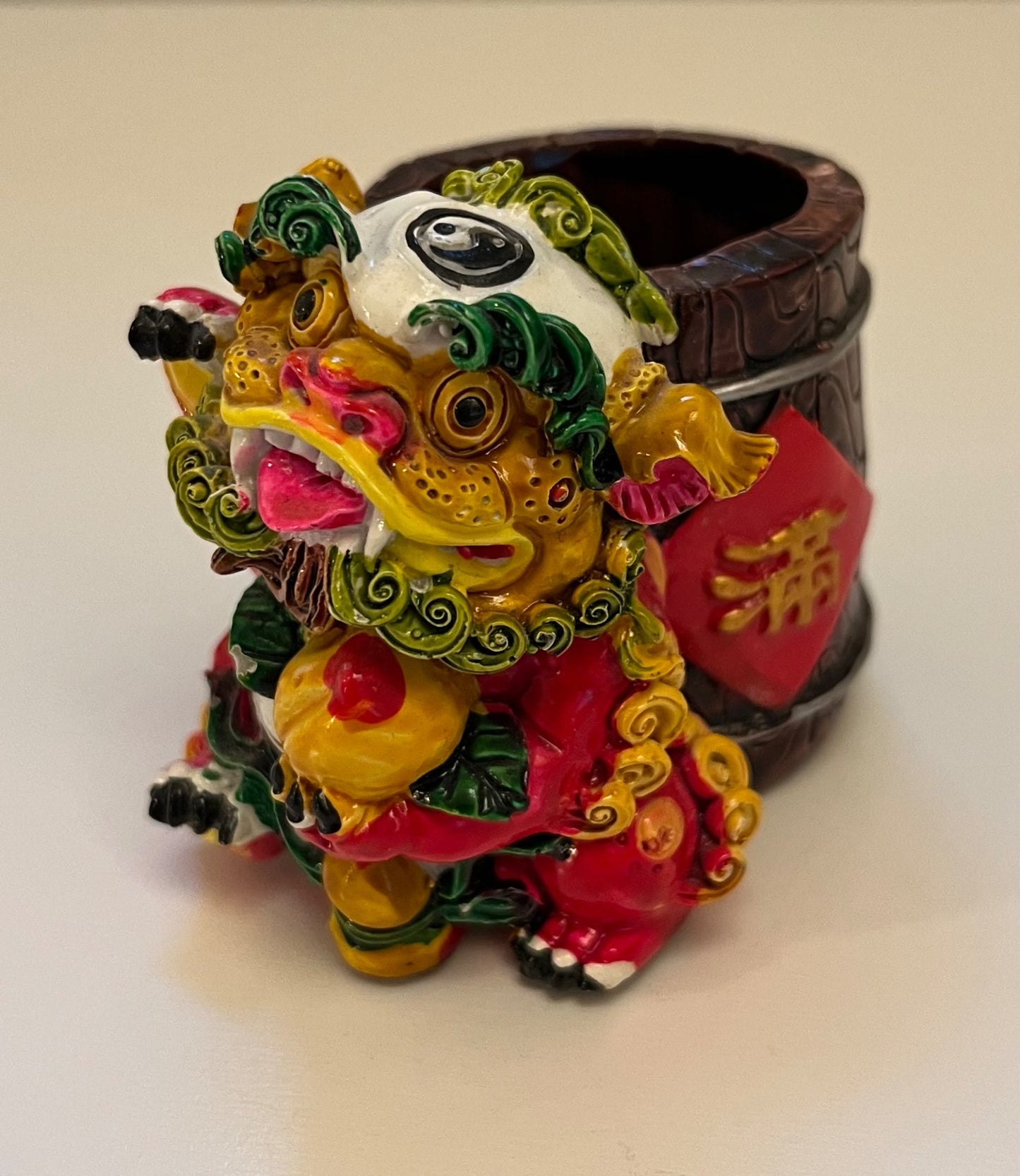 Small Chinese lion dog, toy