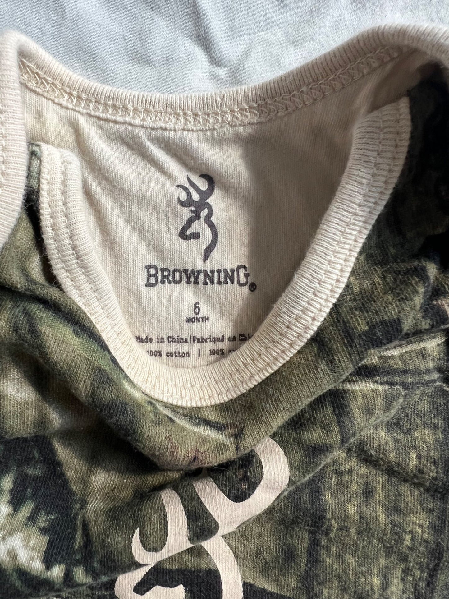 Bundle Carhartt bodysuits, Kids 24 Month (18-24M)