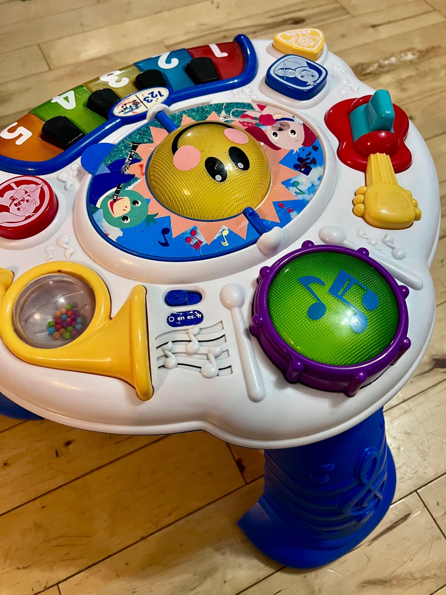 BABY EINSTEIN Discovering Music Activity Table