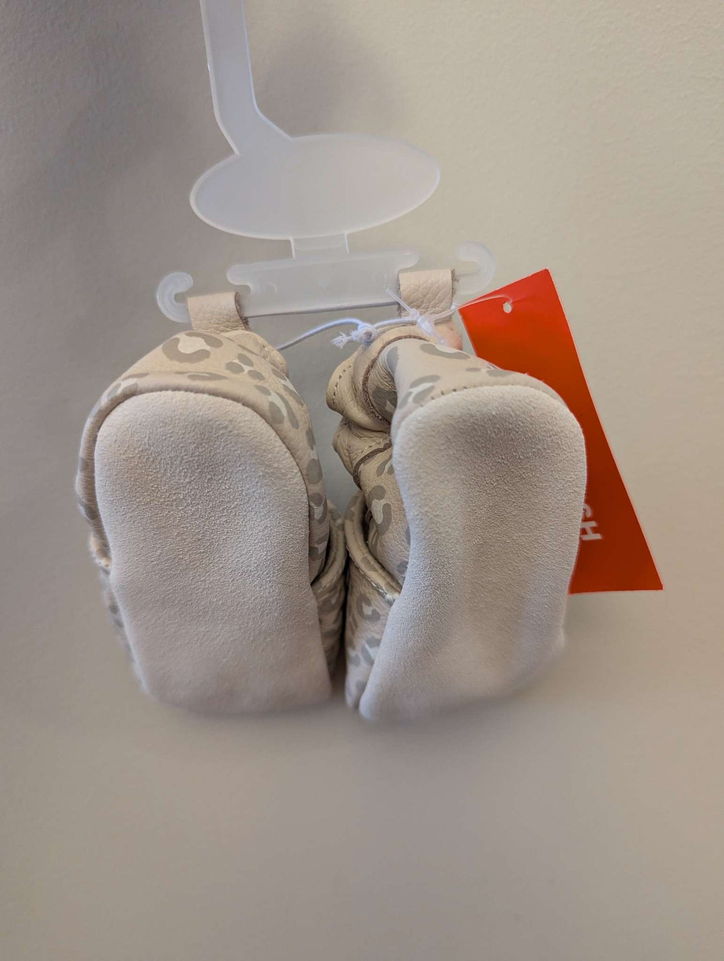 Joe Fresh cat slippers (12-18m) NWT, Shoes 4.5 (Walkers:12-24 mth)