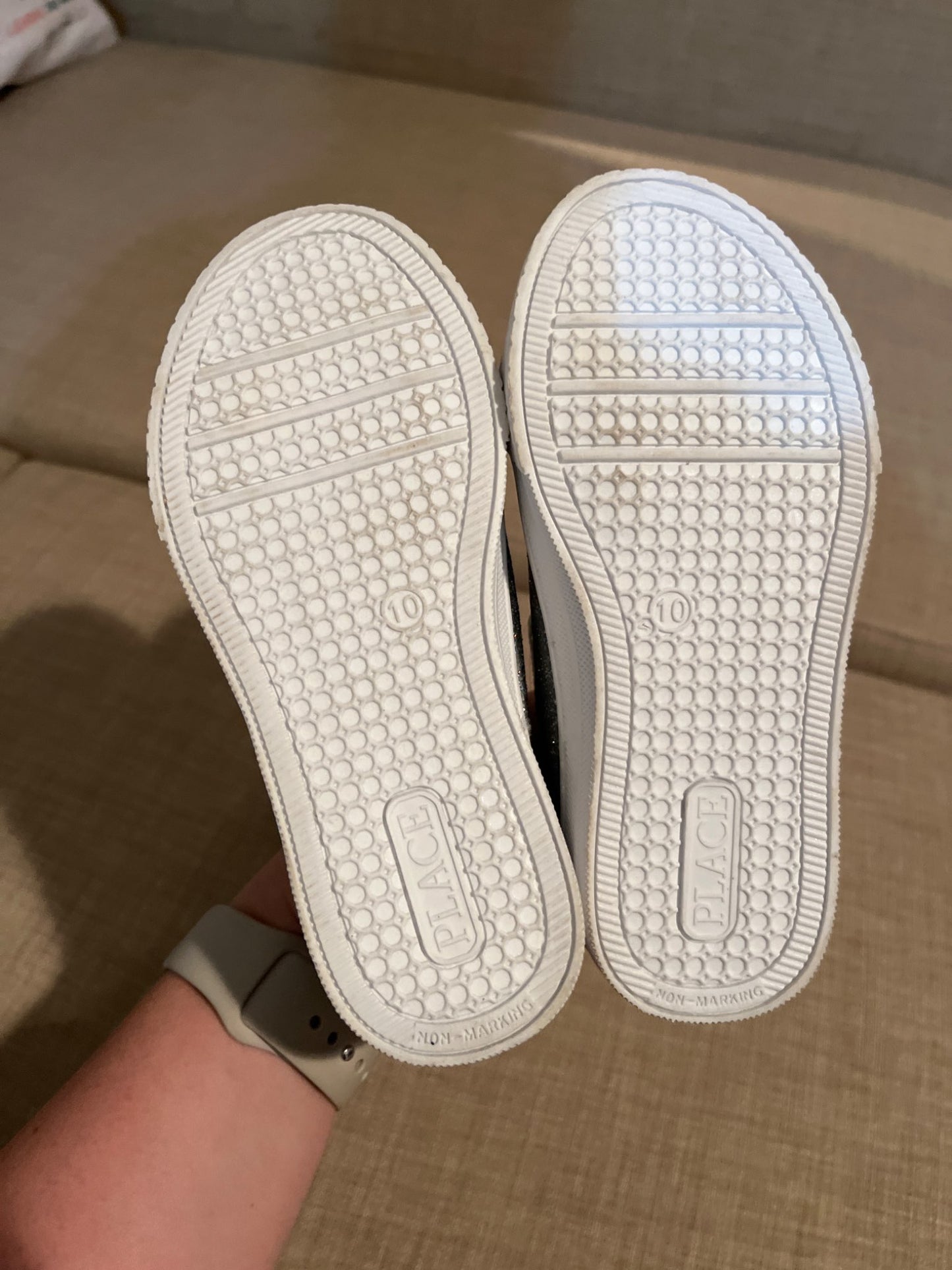 Sparkling running shoes (size 10) , Shoes 10 (Toddler:2-4yr)