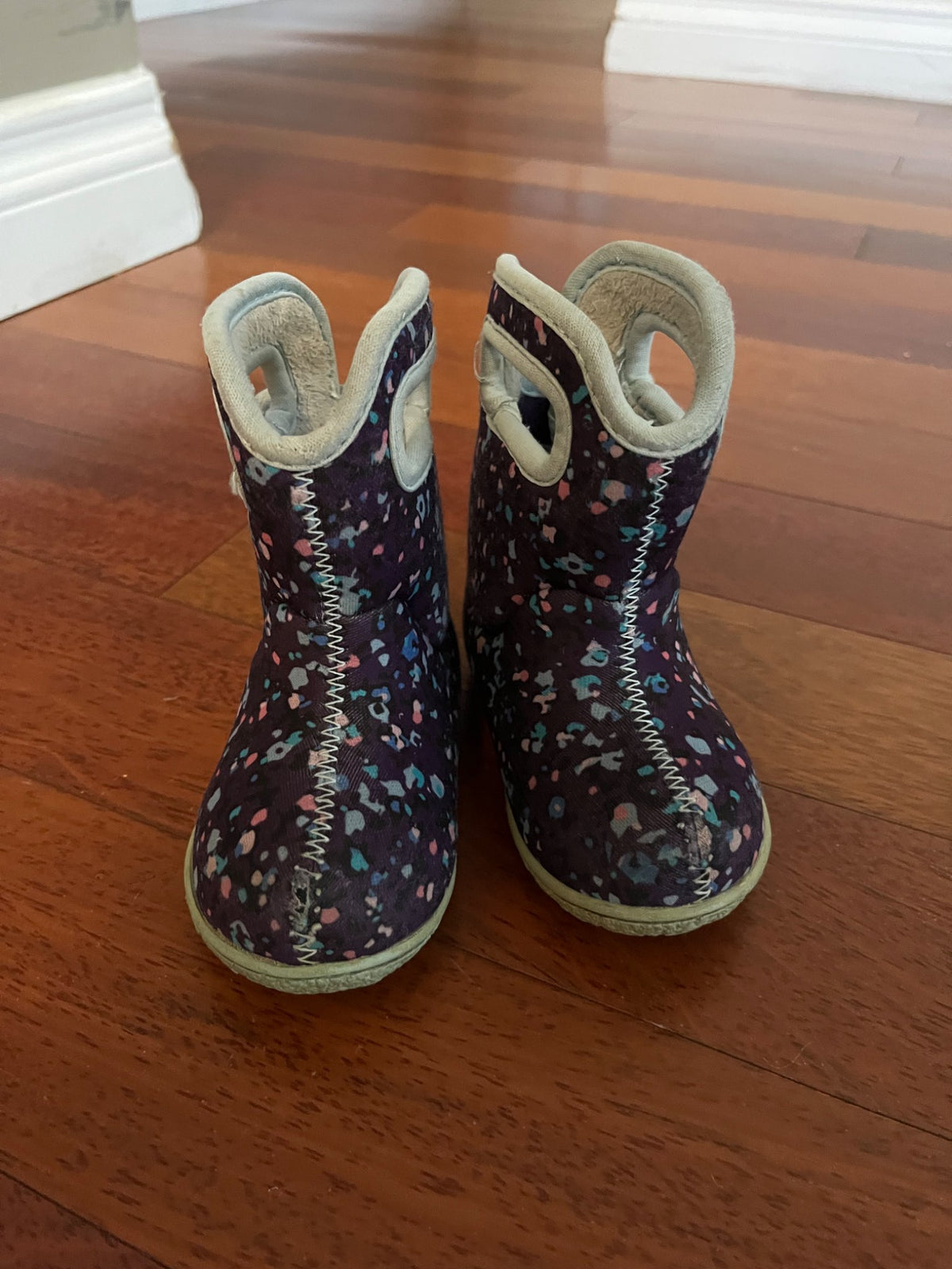 Size 5 Bogs , Shoes 5 (Walkers:12-24 mth)